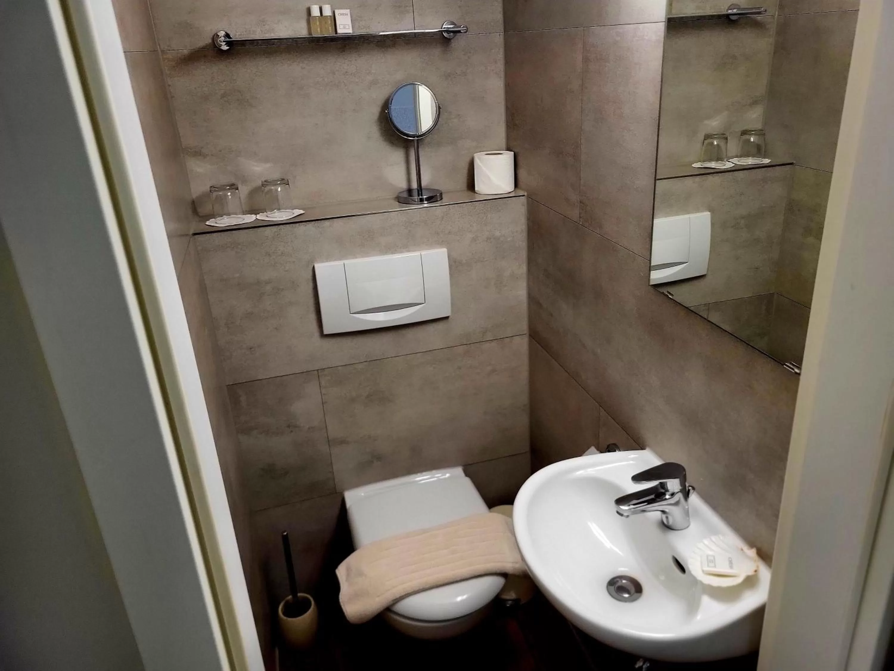 Toilet in Hotel An den Bleichen