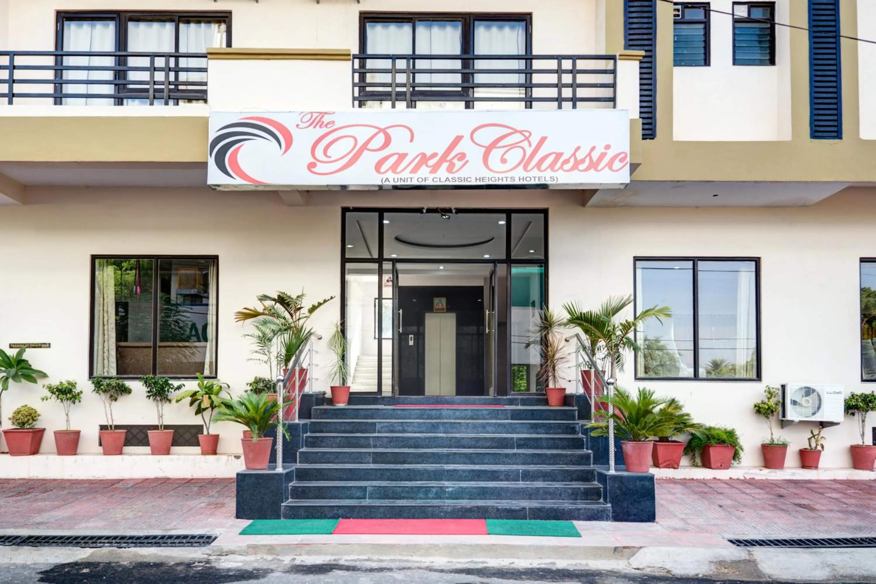 Facade/entrance in The Park Classic Udaipur