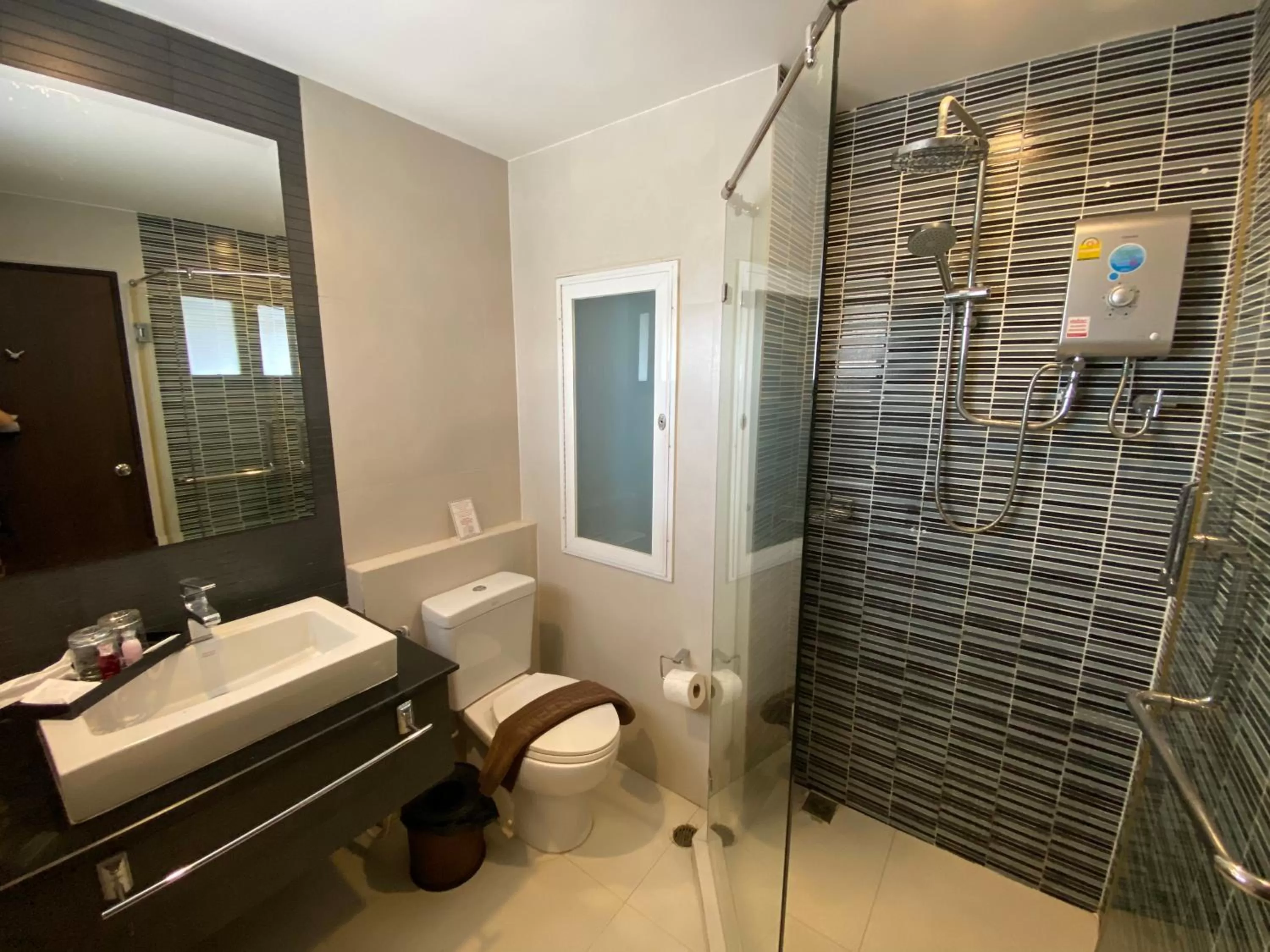 Shower in Le Vernissage by Goad Avadhess Hospitality