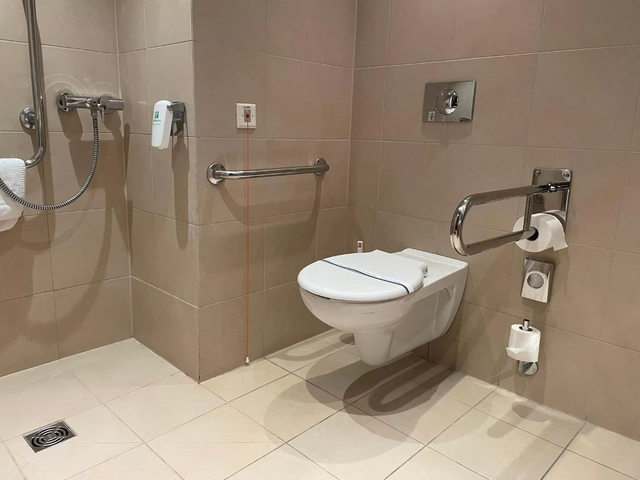 Bathroom in Holiday Inn Resort Warsaw Józefów by IHG