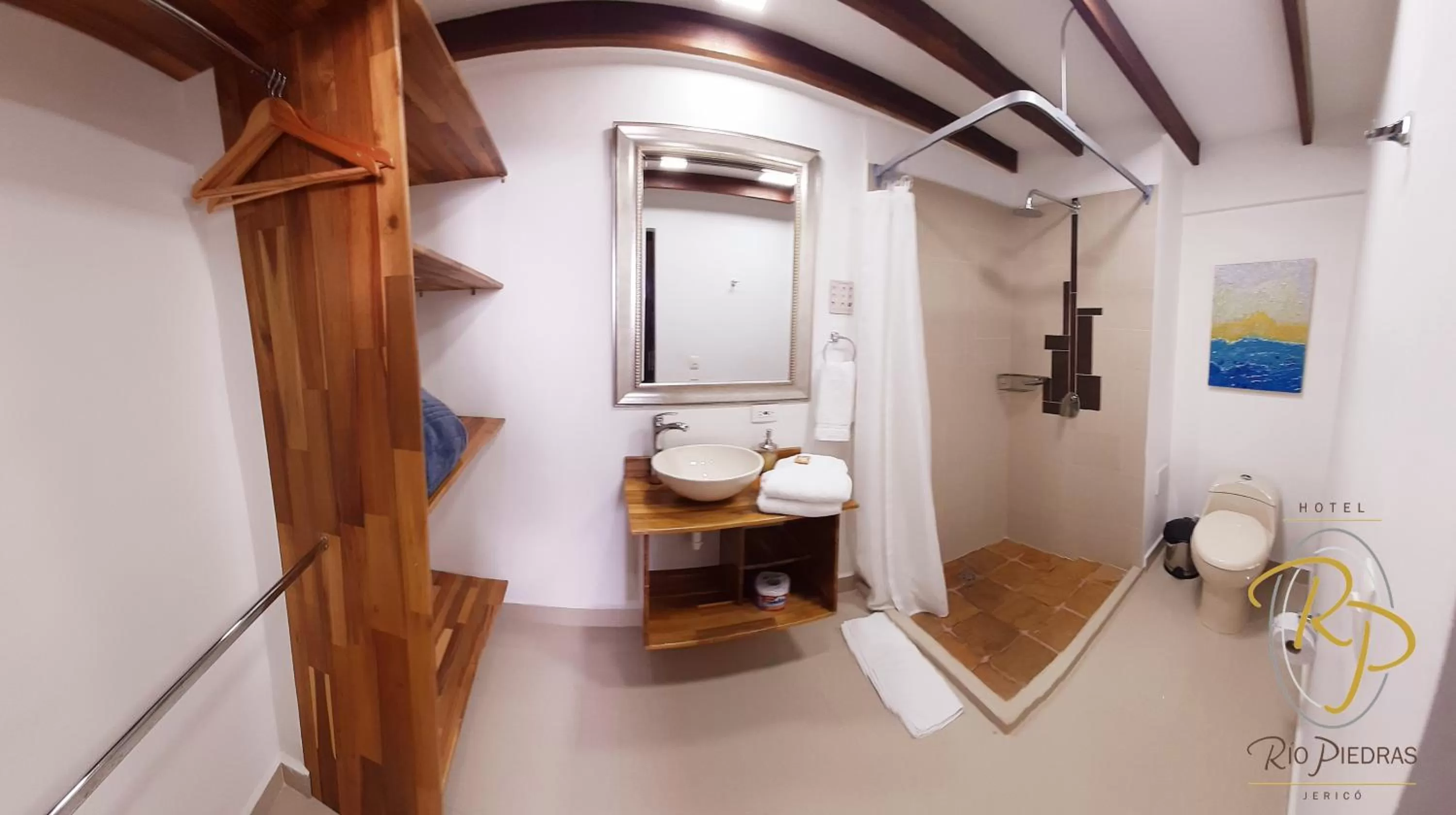 Bathroom in Hotel Rio Piedras