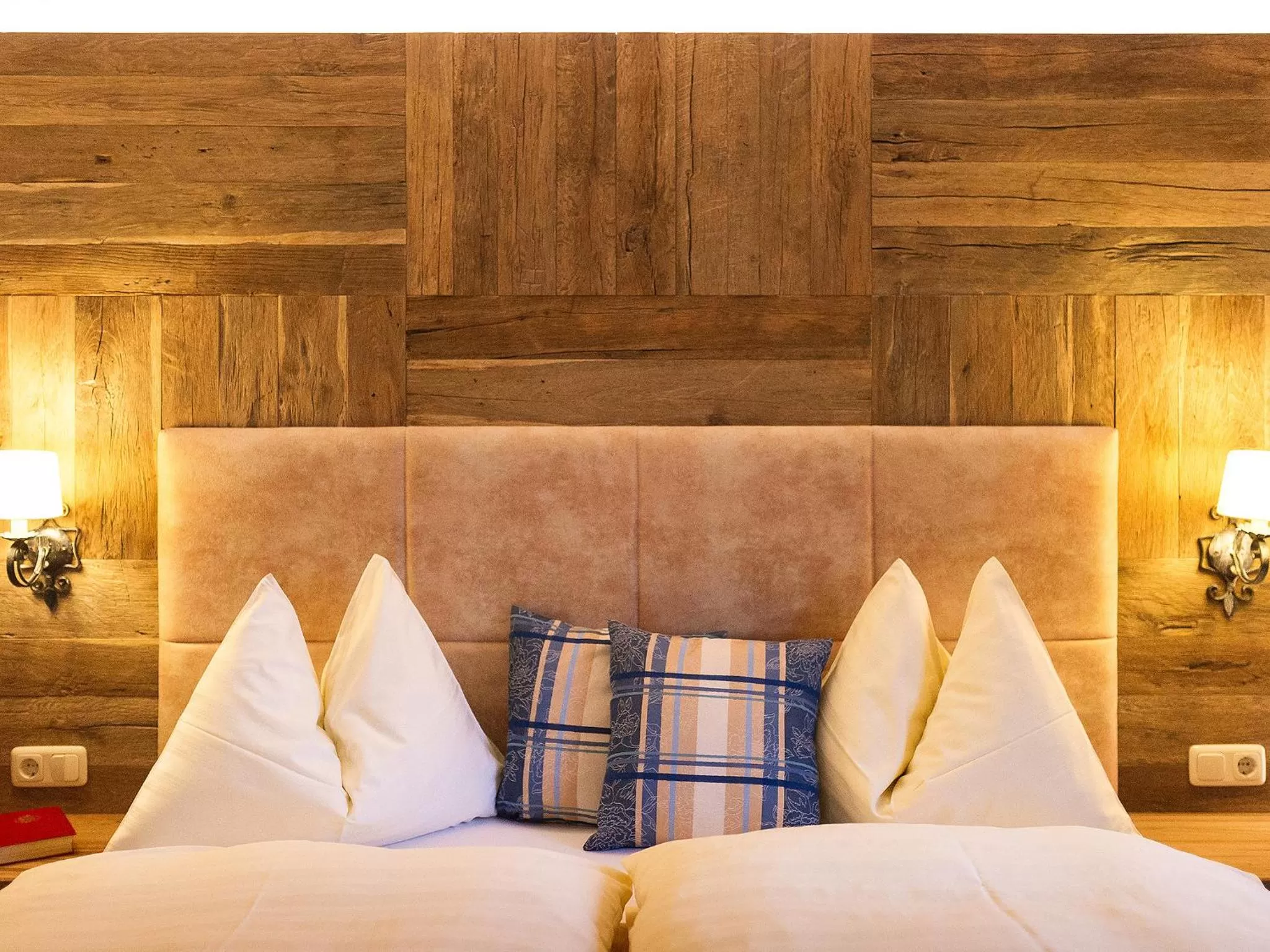 Decorative detail, Bed in Hotel Quehenberger