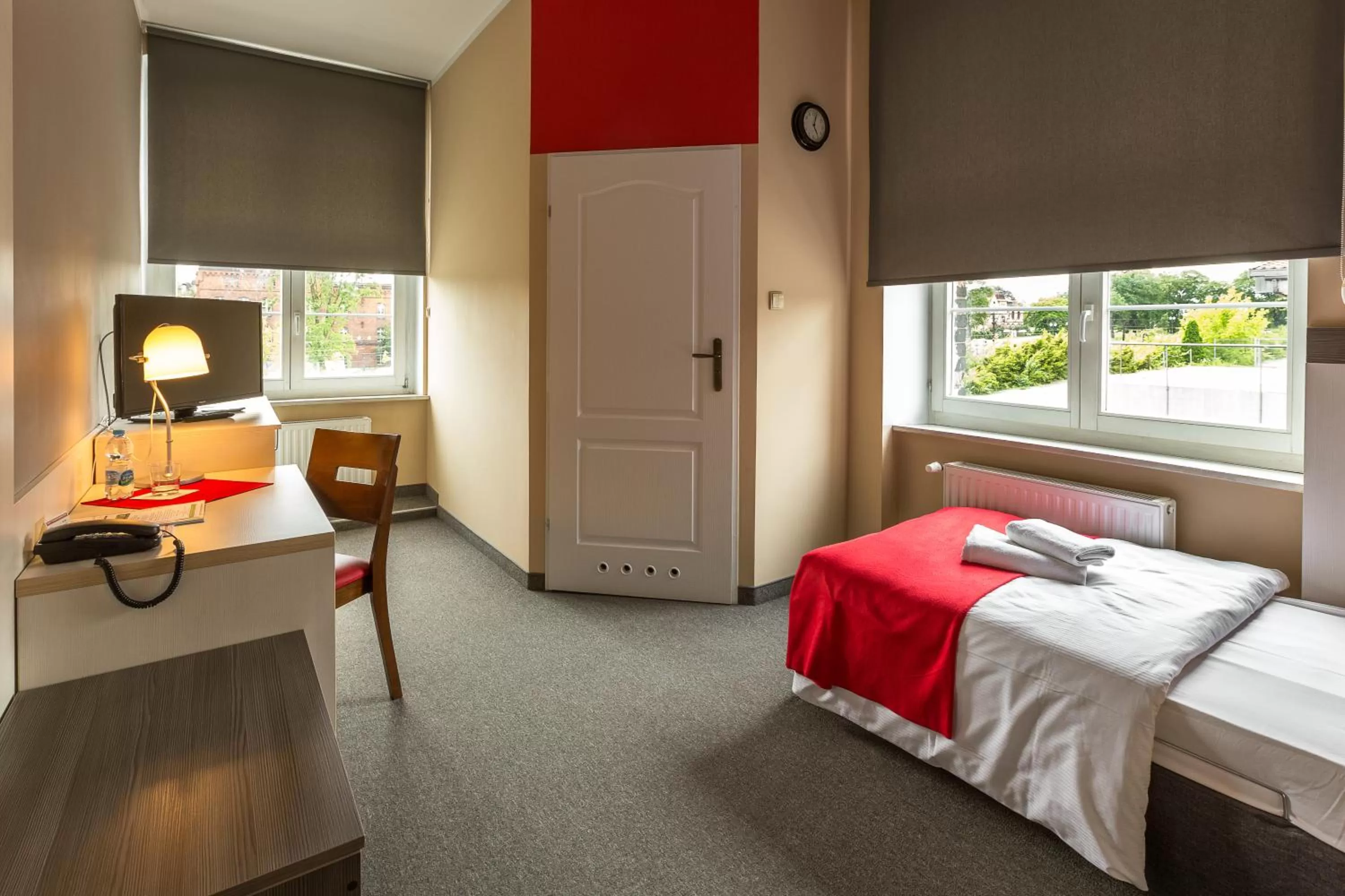 Bed in Hotel Przystanek Torun