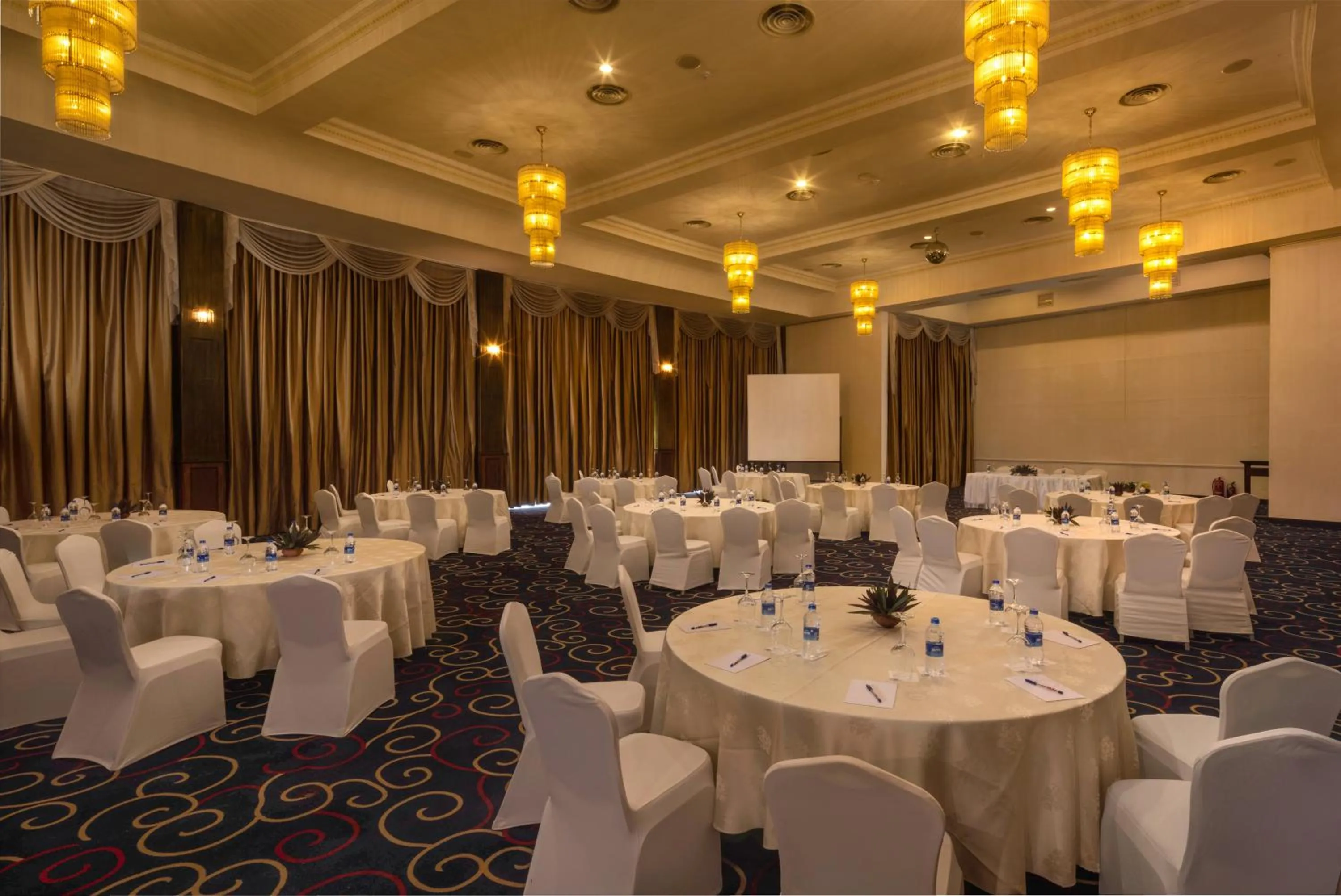 Banquet/Function facilities in Occidental Eden Beruwala