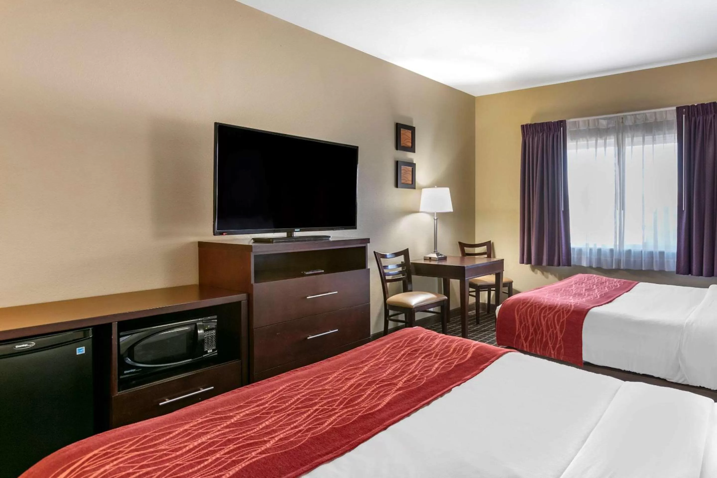 Photo of the whole room in Comfort Inn Fort Collins North