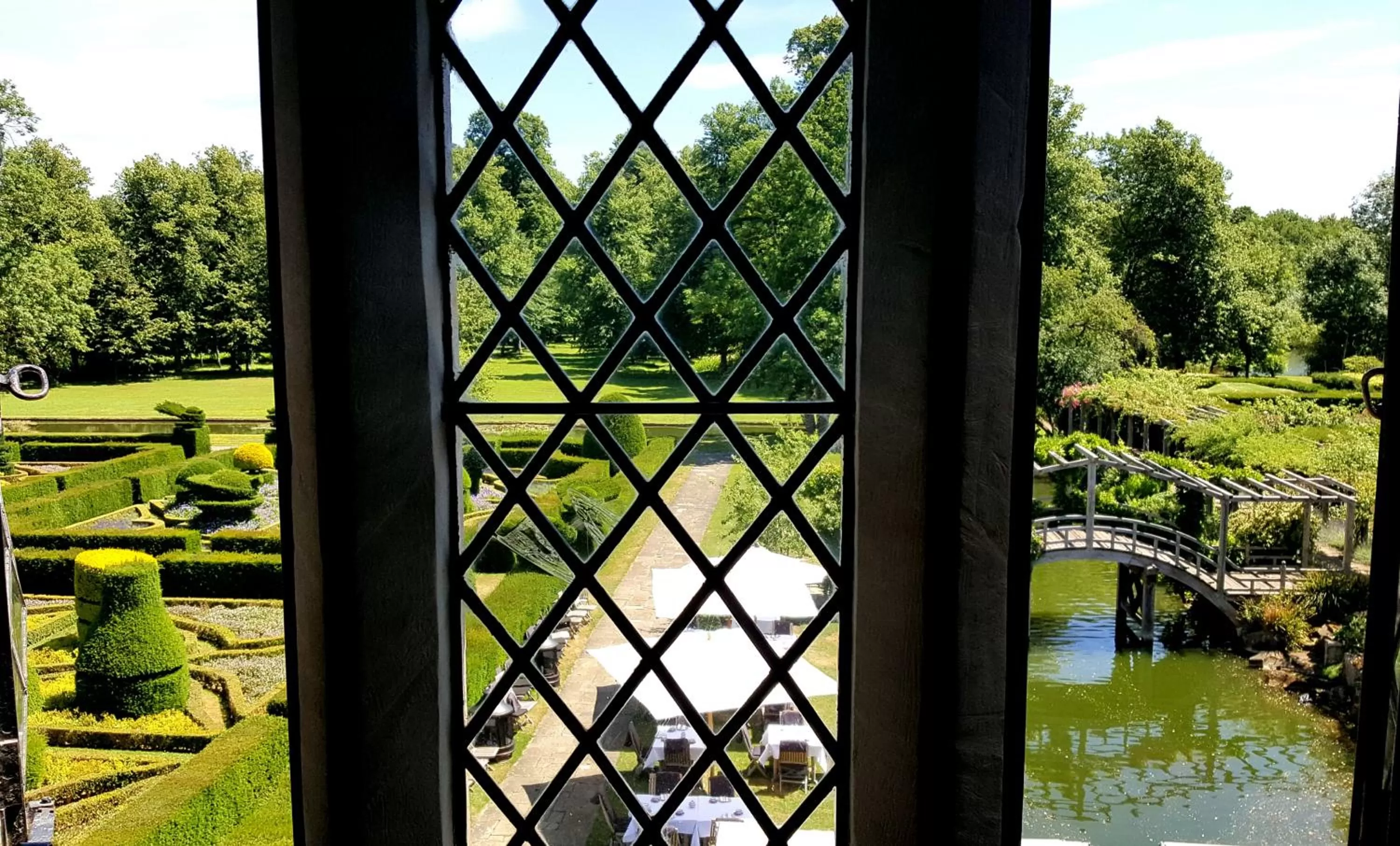 Garden in Great Fosters - Near Windsor