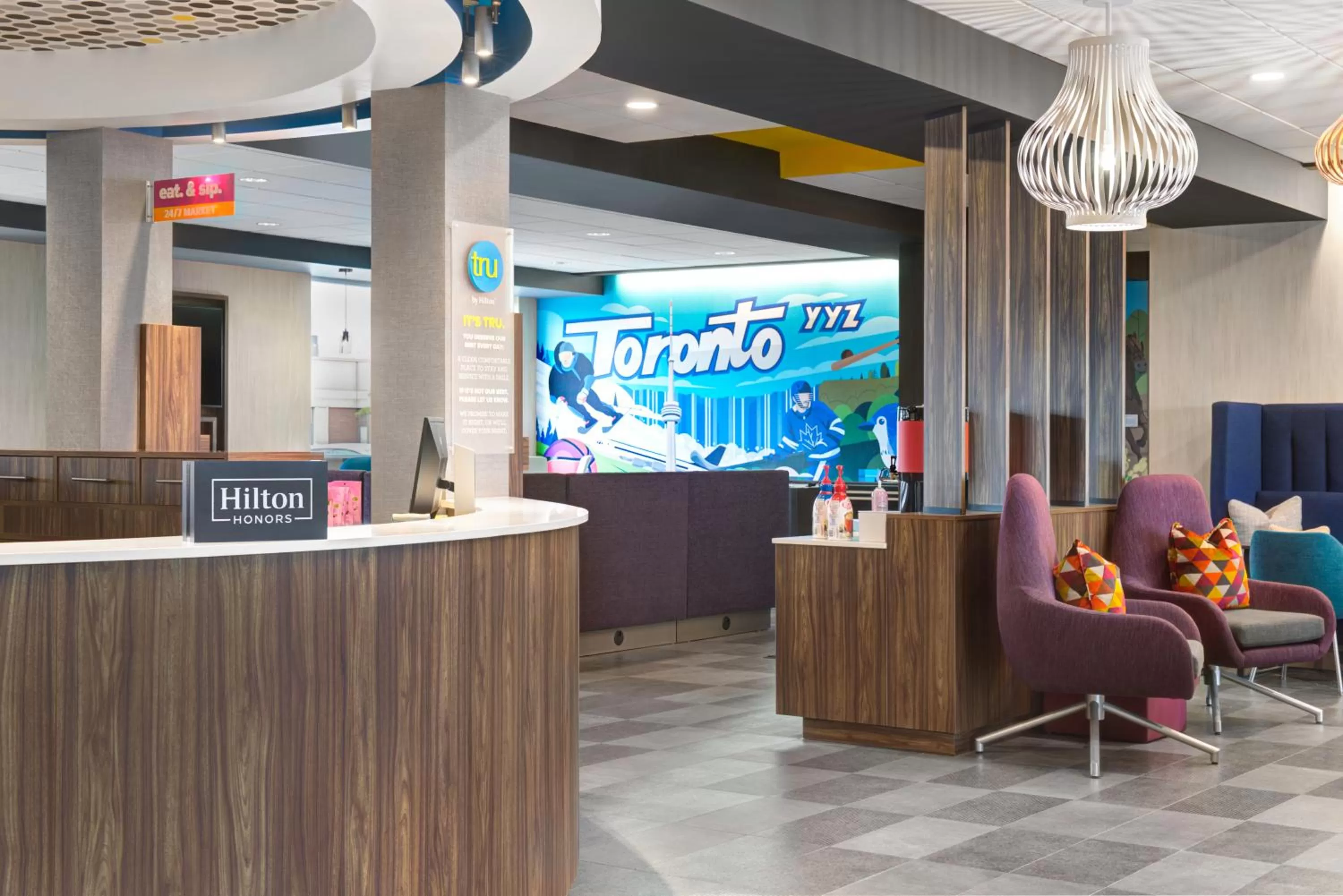 Lobby or reception in Tru By Hilton Toronto Airport West