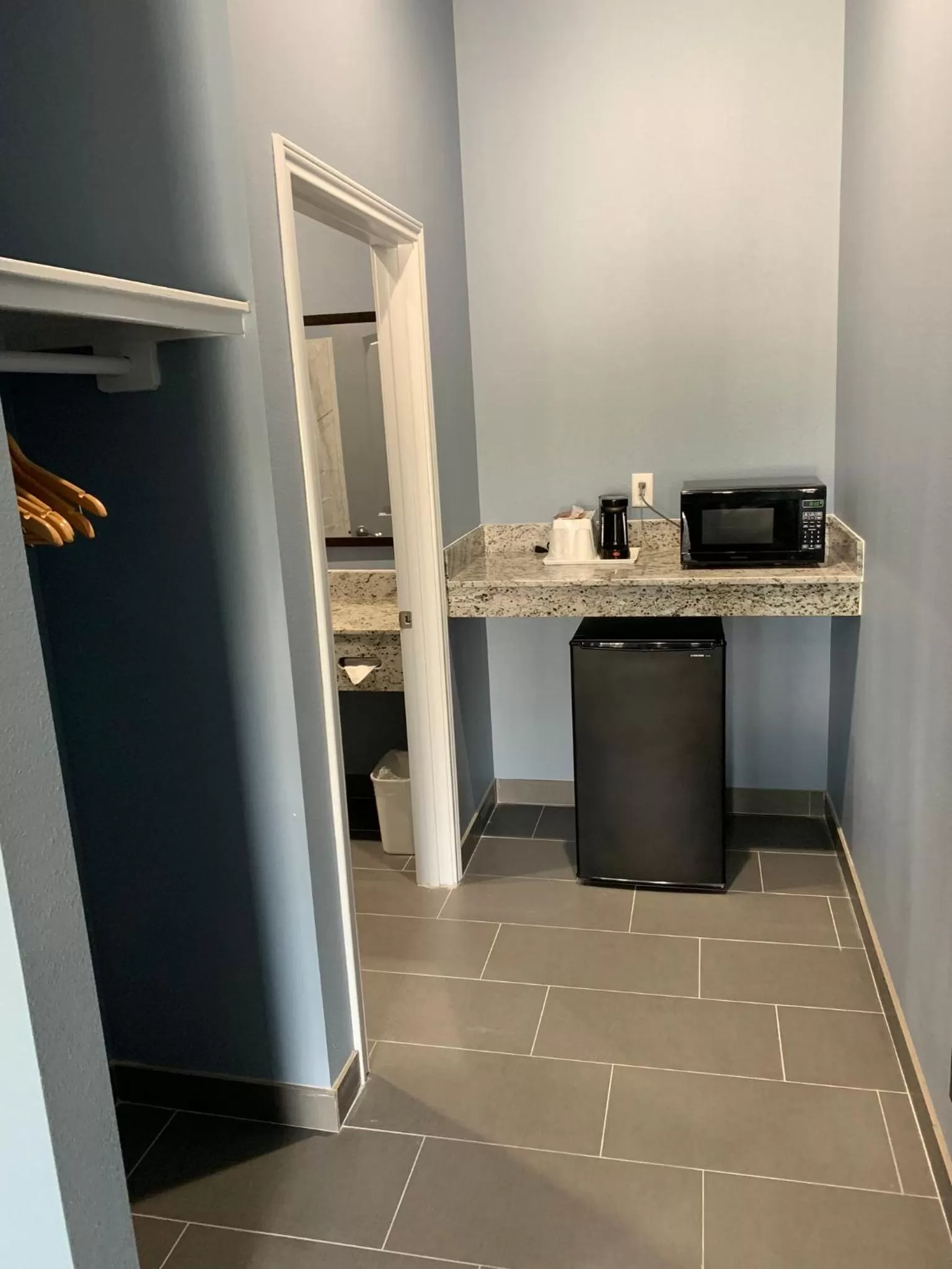 Scottish Inns and Suites Scarsdale