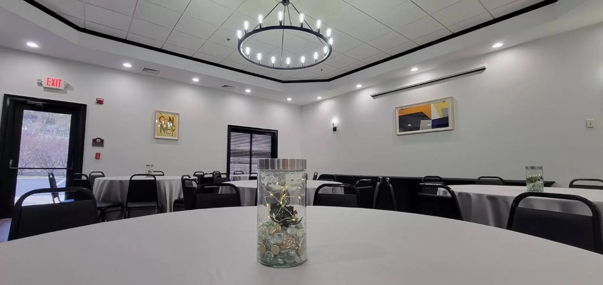 Meeting/conference room in Holiday Inn Express Hotel & Suites Newton Sparta by IHG