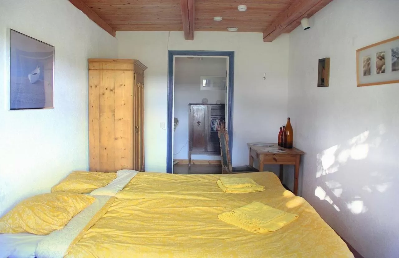 Property building, Bed in Tryde 1303 B&B på Österlen