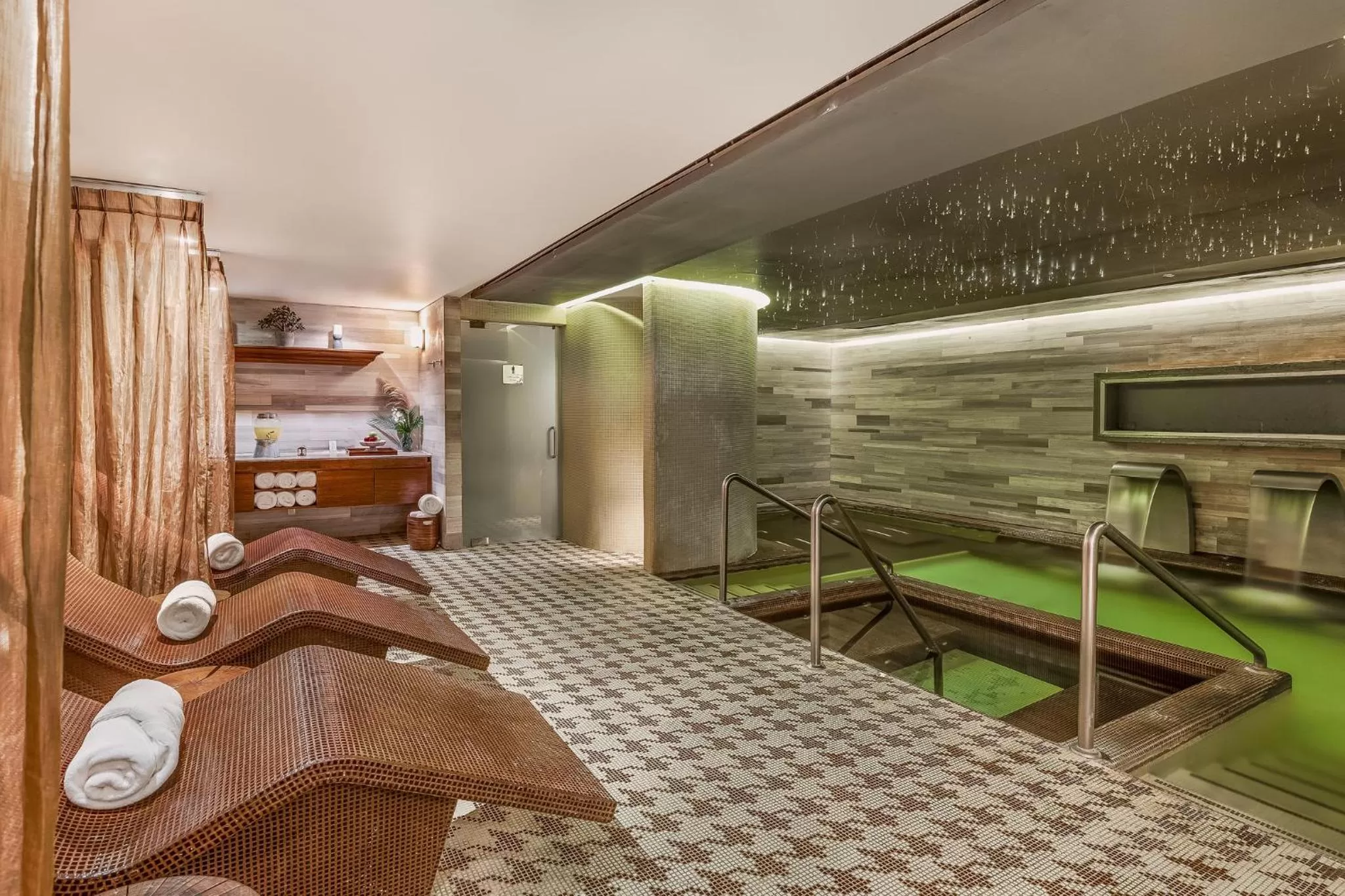 Spa and wellness centre/facilities in Live Aqua Urban Resort Mexico