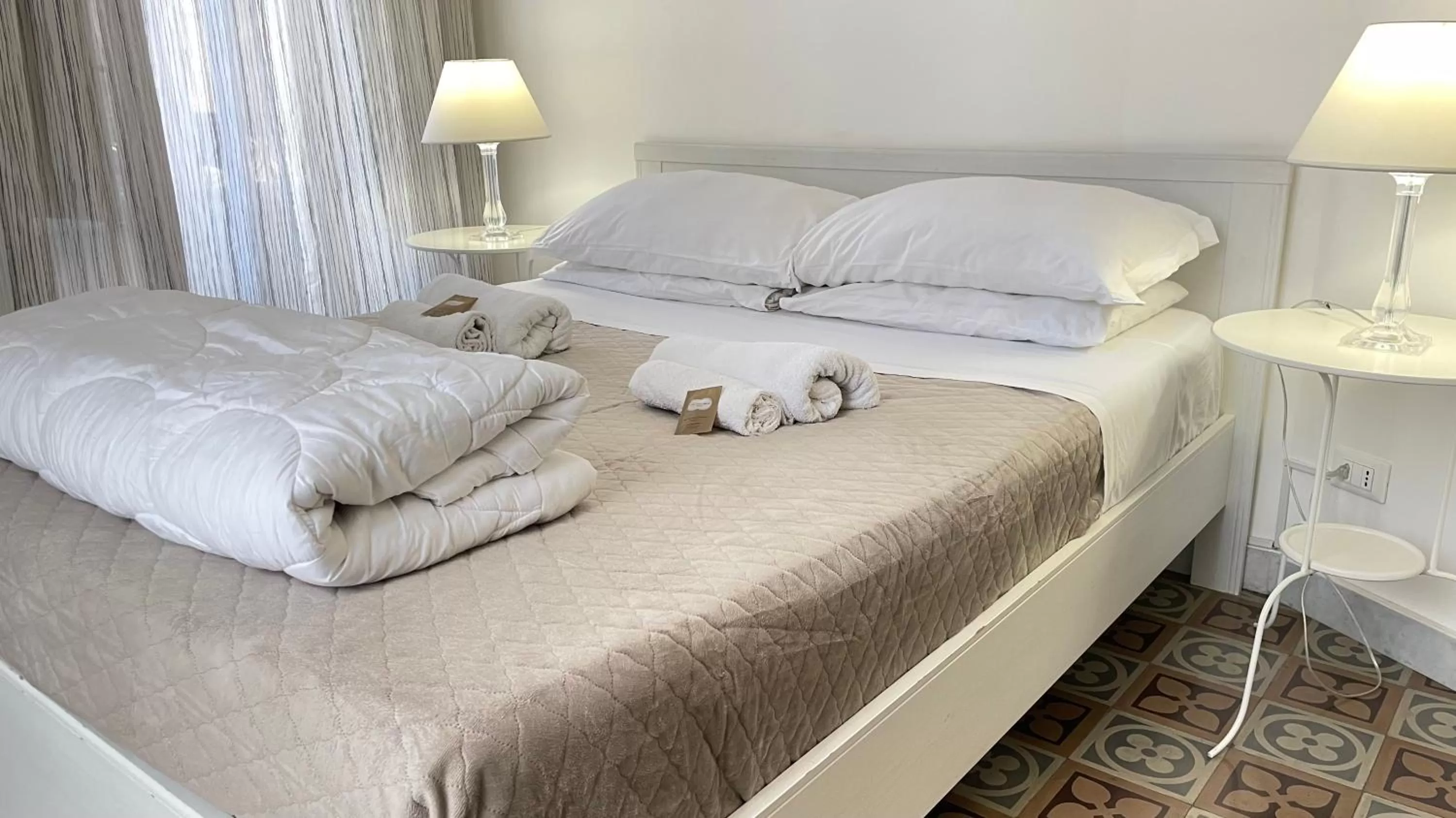 Bed in B&B Politeama Art&Rooms