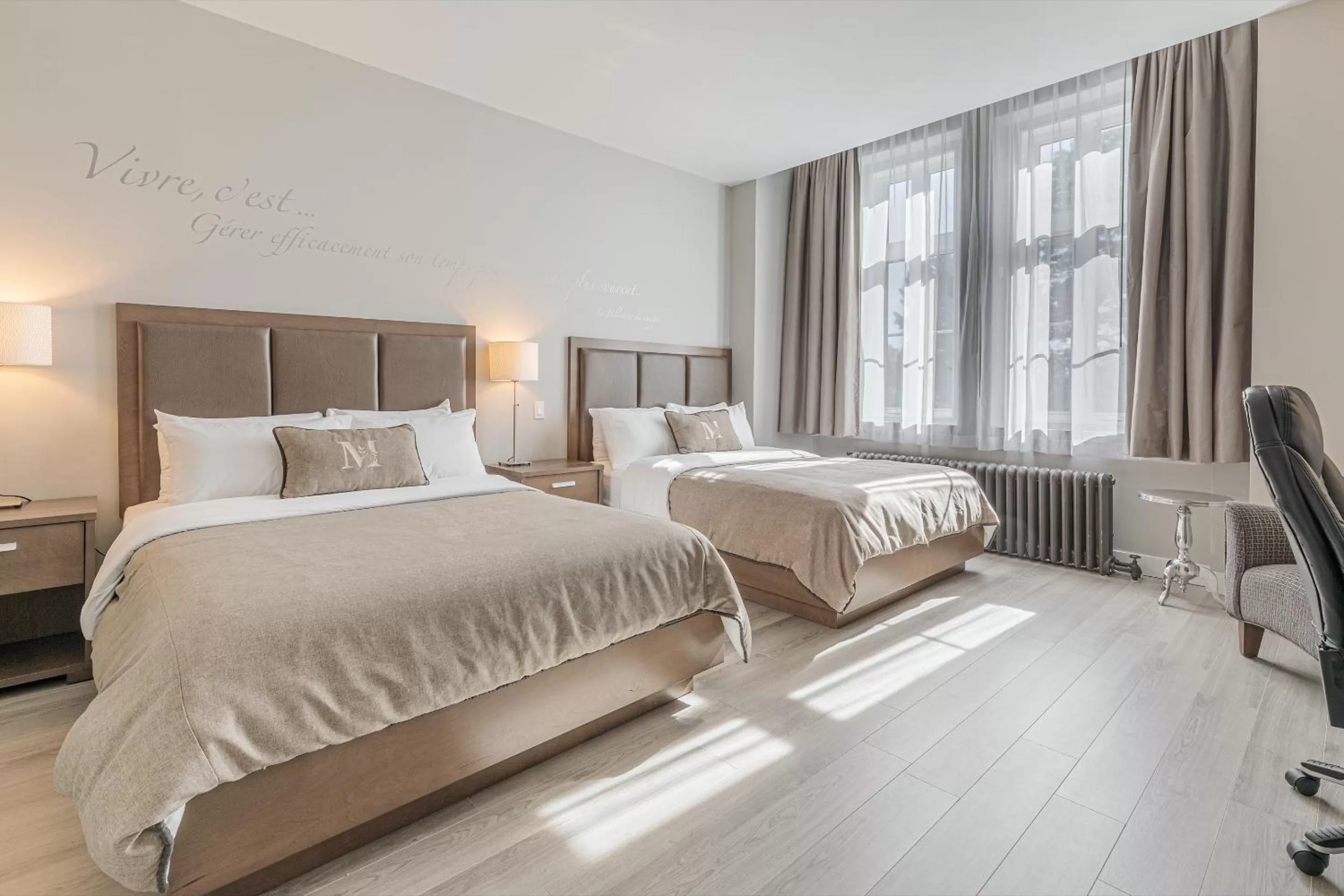 Bed in Hotel Montfort