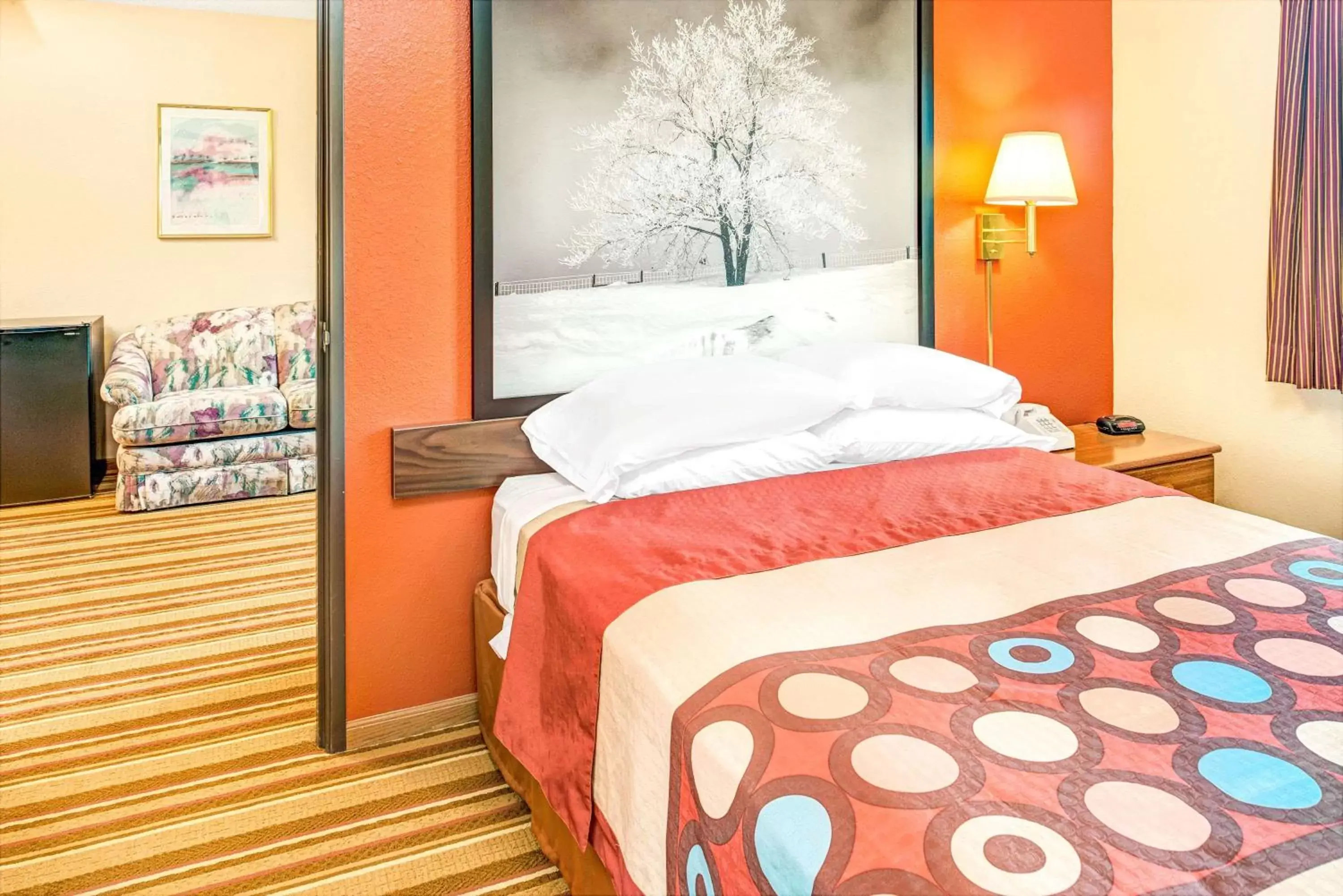 Queen Suite - Non-Smoking in Super 8 by Wyndham Blair Queen Suite - Non-Smoking in Super 8 by Wyndham Blair