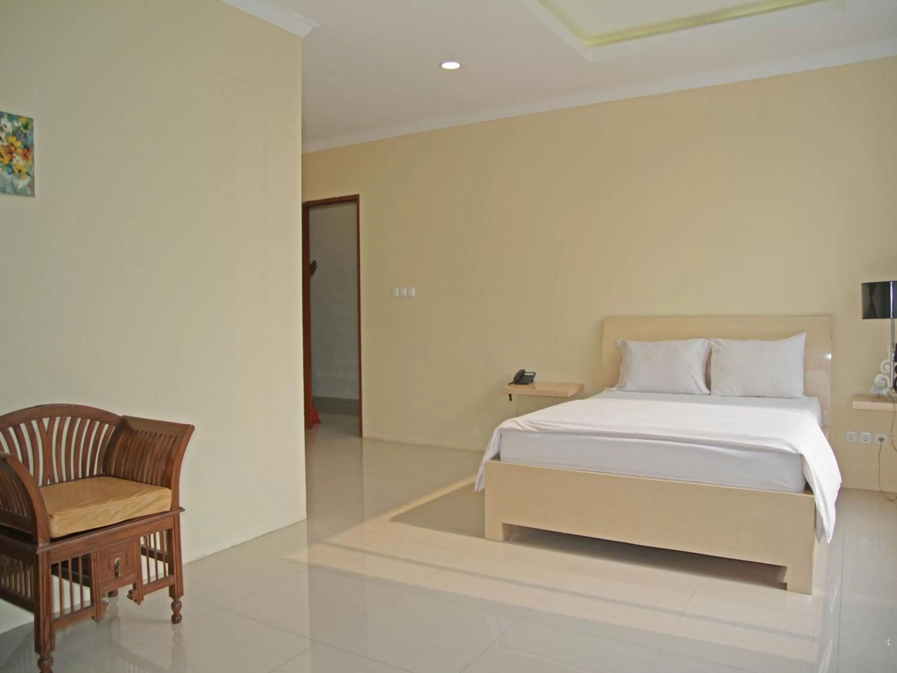 Bed in Kemang Eleven