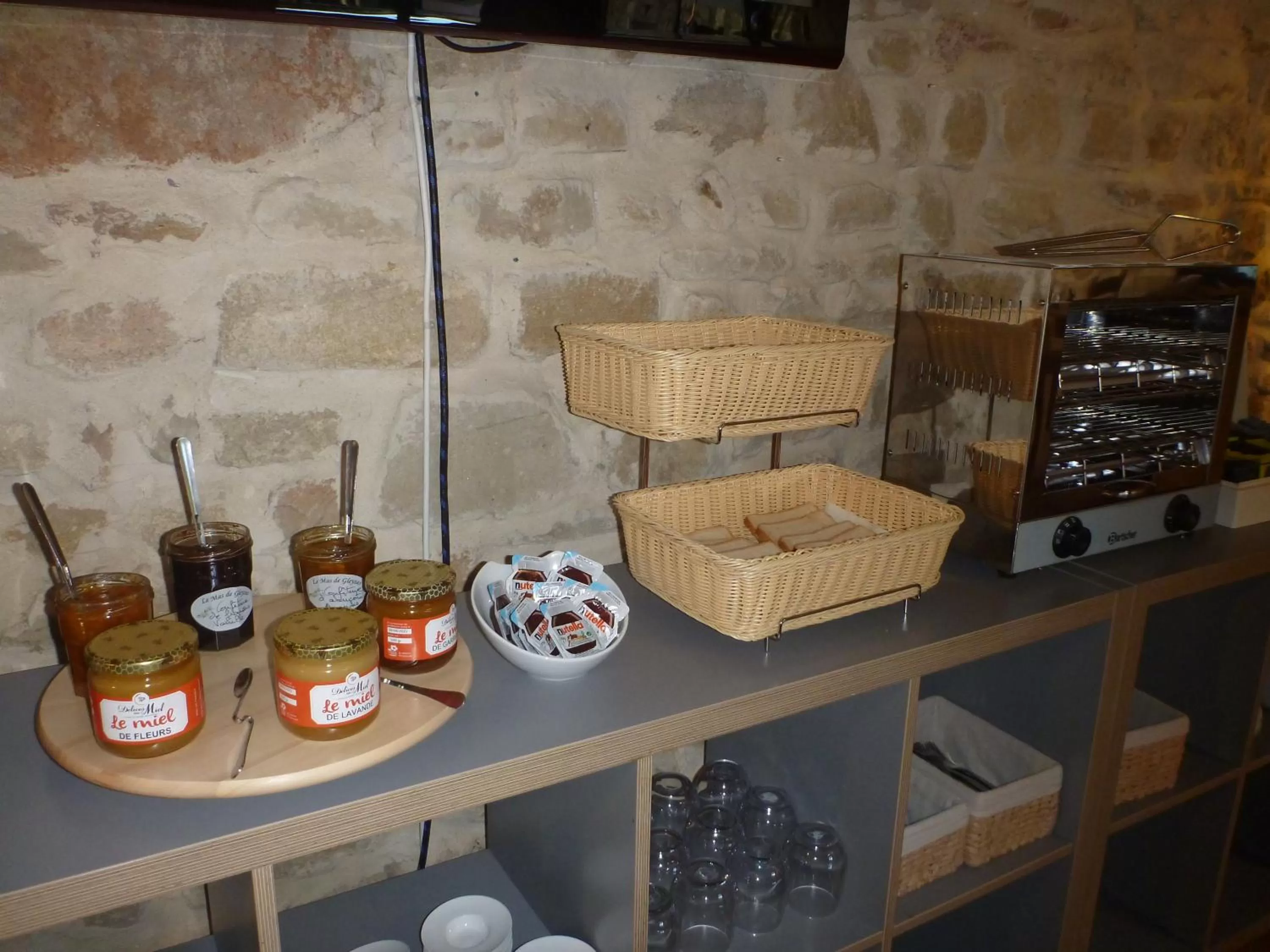 Breakfast in Logis Hôtel La Bastide Saint Bach