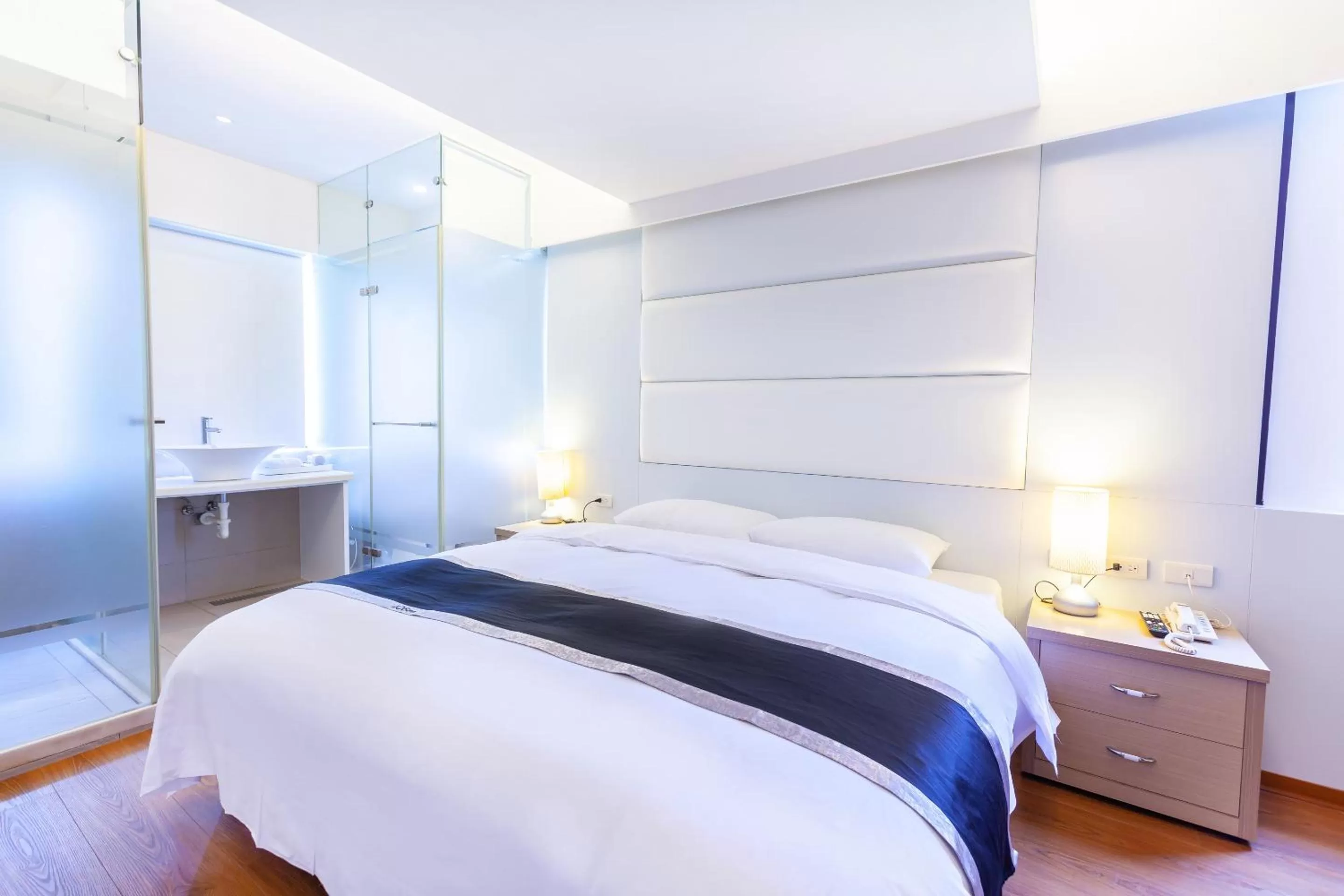 Photo of the whole room, Bed in Stay Inn 2