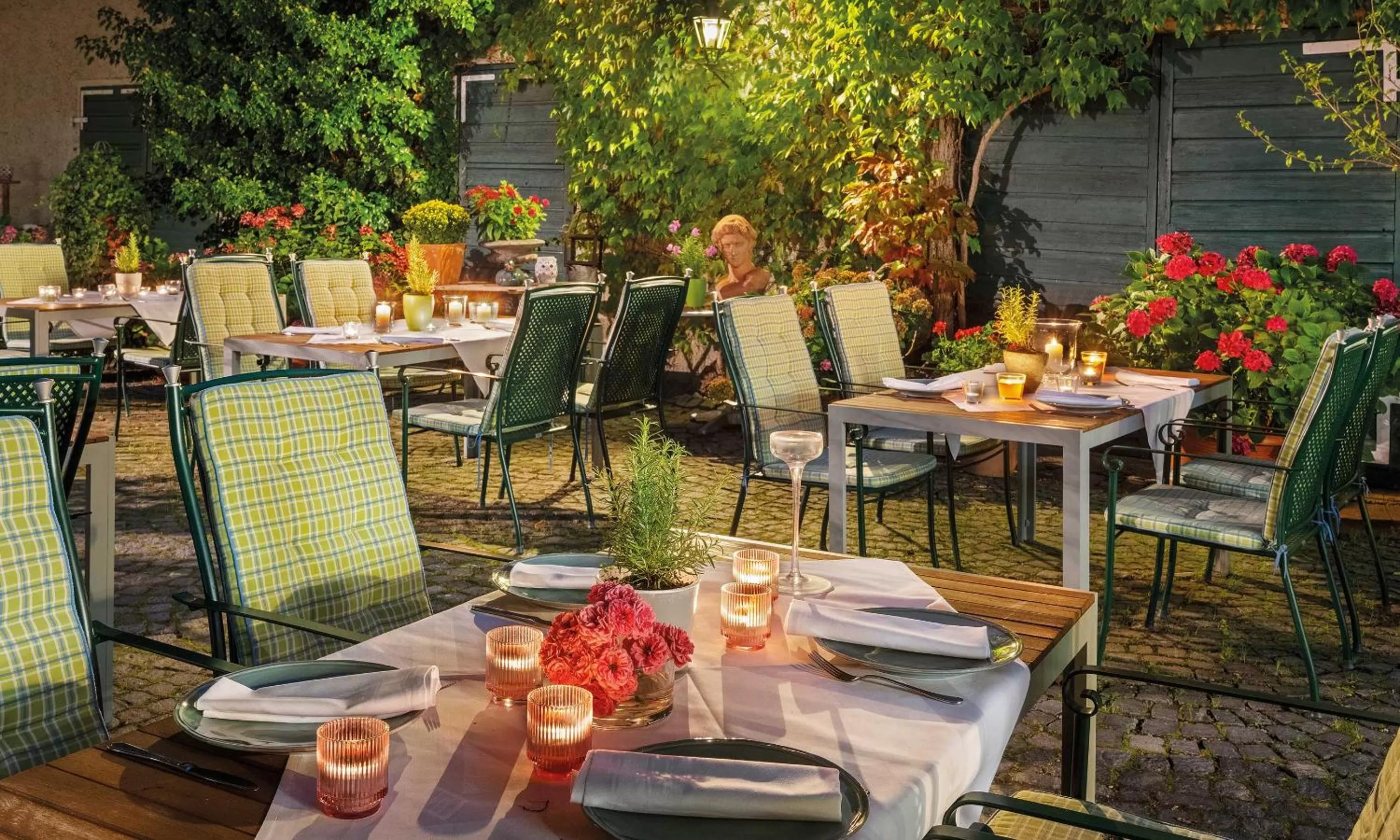 Garden, Restaurant/Places to Eat in Hotel Liebl