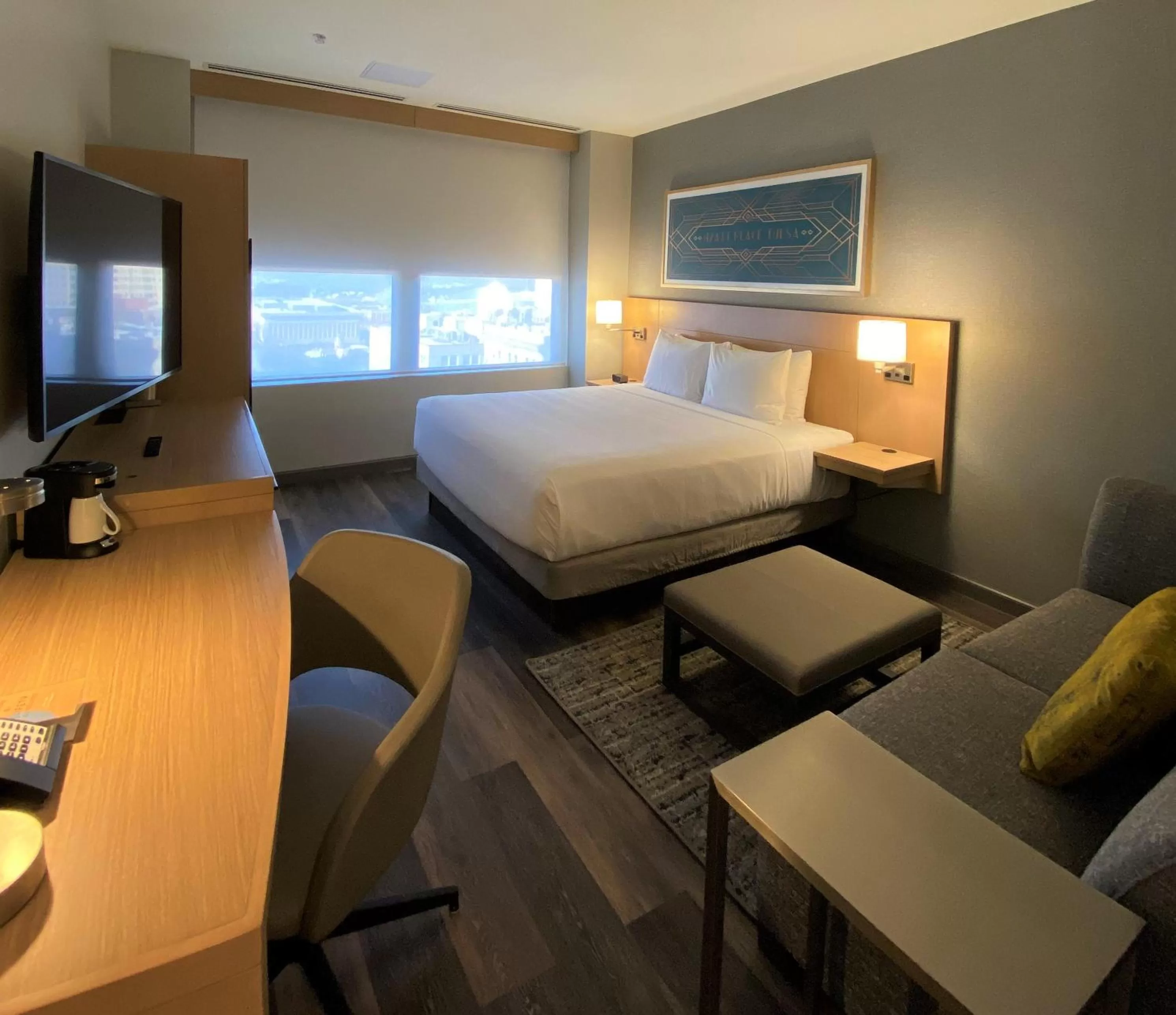 Photo of the whole room, Bed in Hyatt Place Tulsa/Downtown