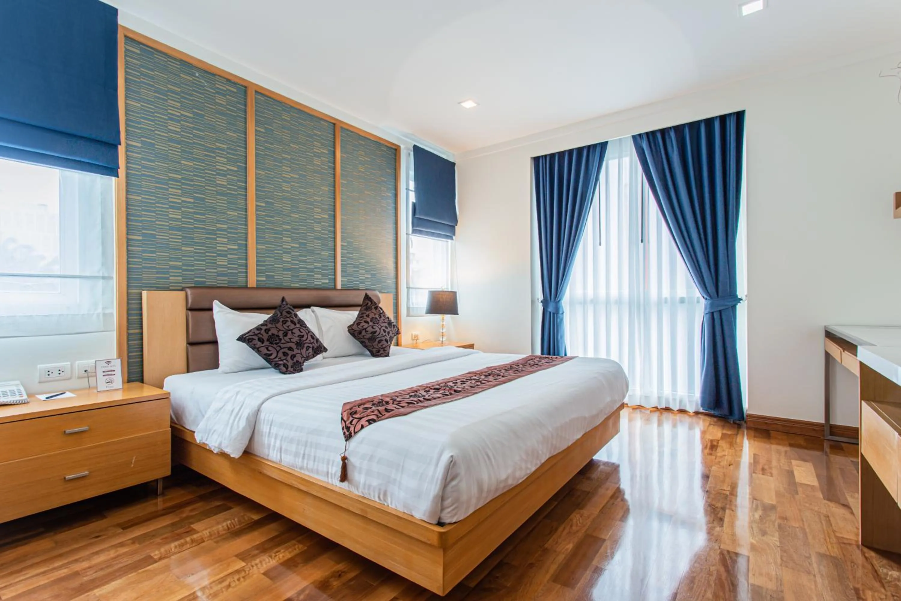 Bedroom, Bed in D Varee Montara Thonglor 25