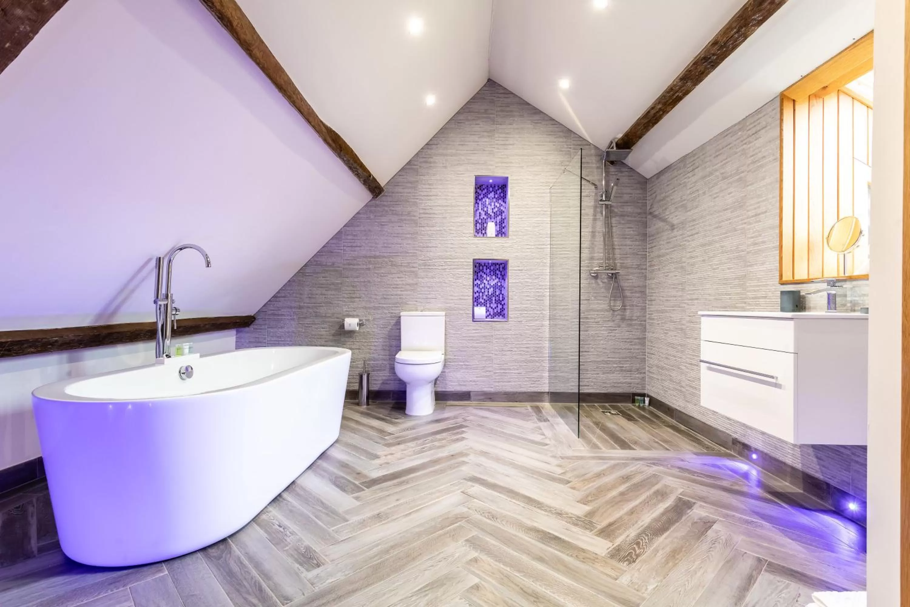 Bath in Lanelay Hall Hotel & Spa