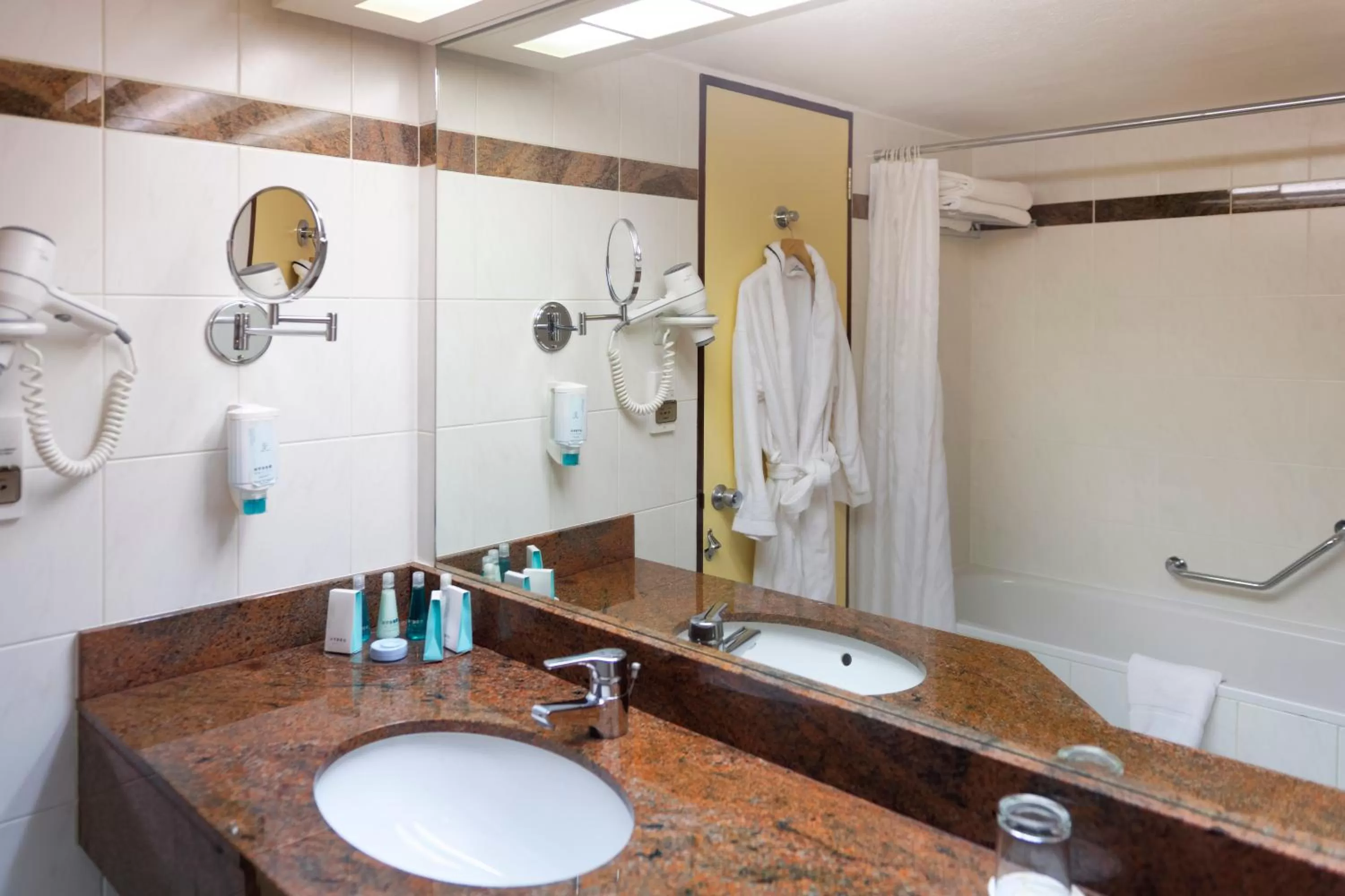 Bathroom in Carlton Madagascar