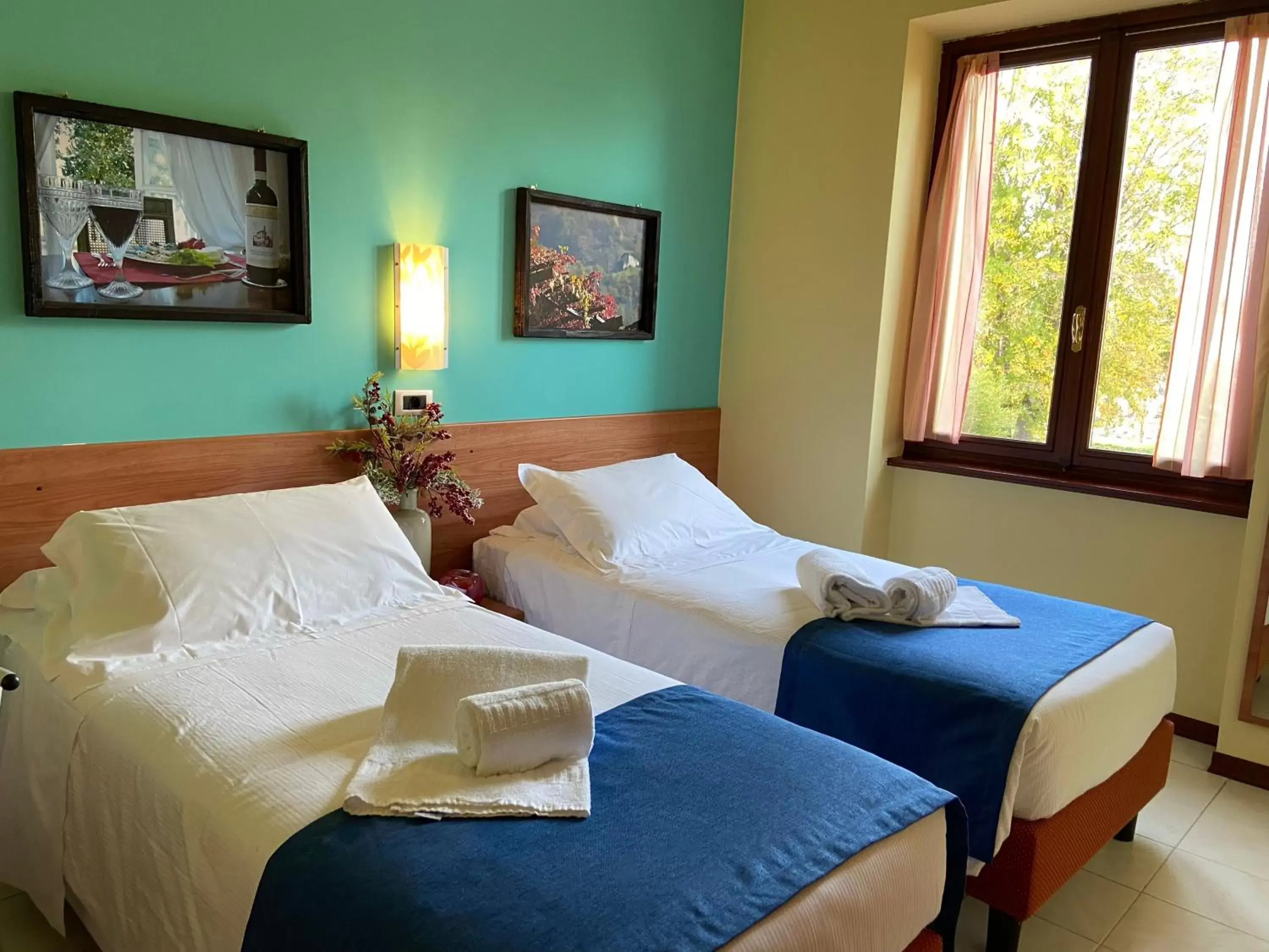 Standard Twin Room in Hotel Erbaluce Standard Twin Room in Hotel Erbaluce