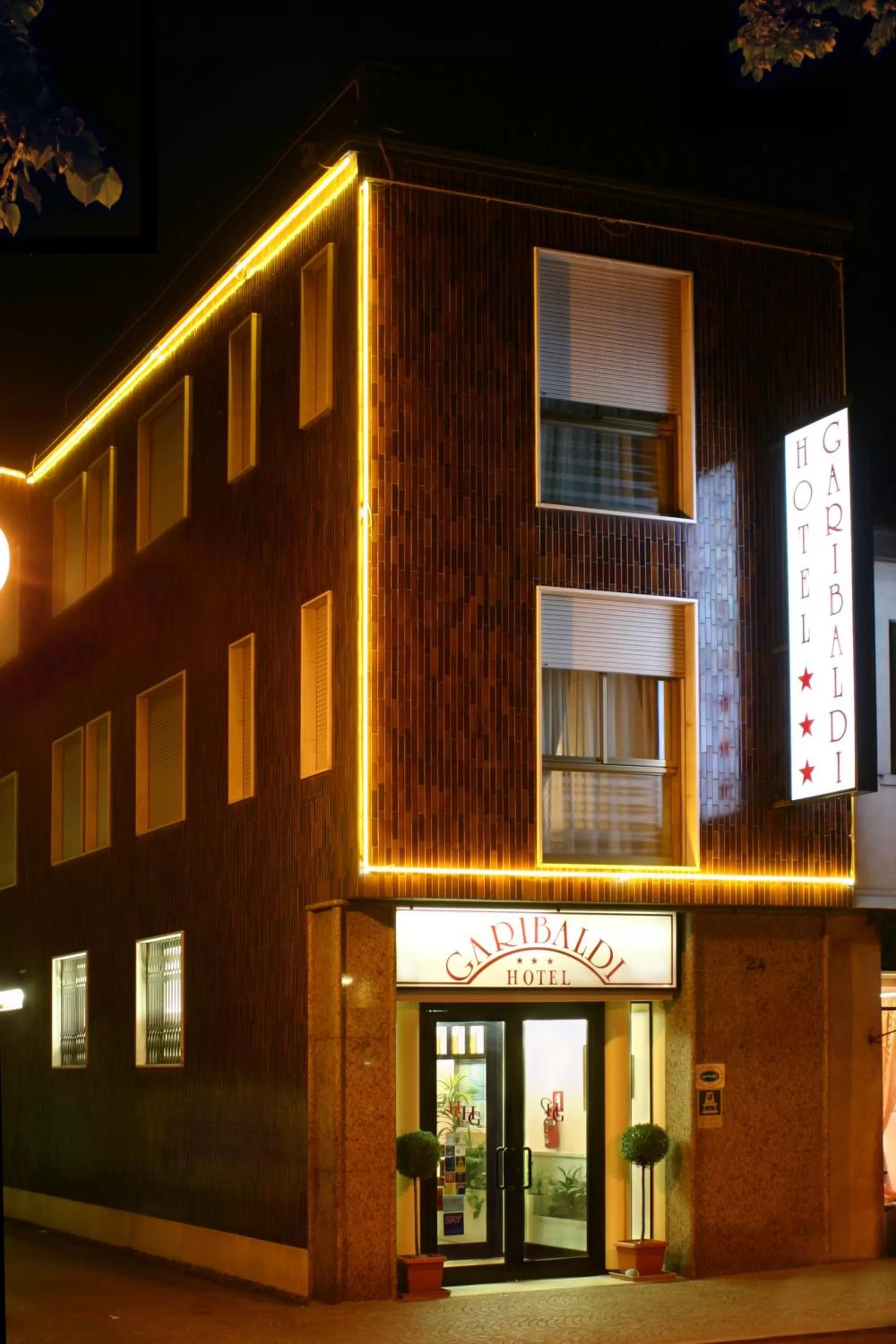 Facade/entrance in Hotel Garibaldi