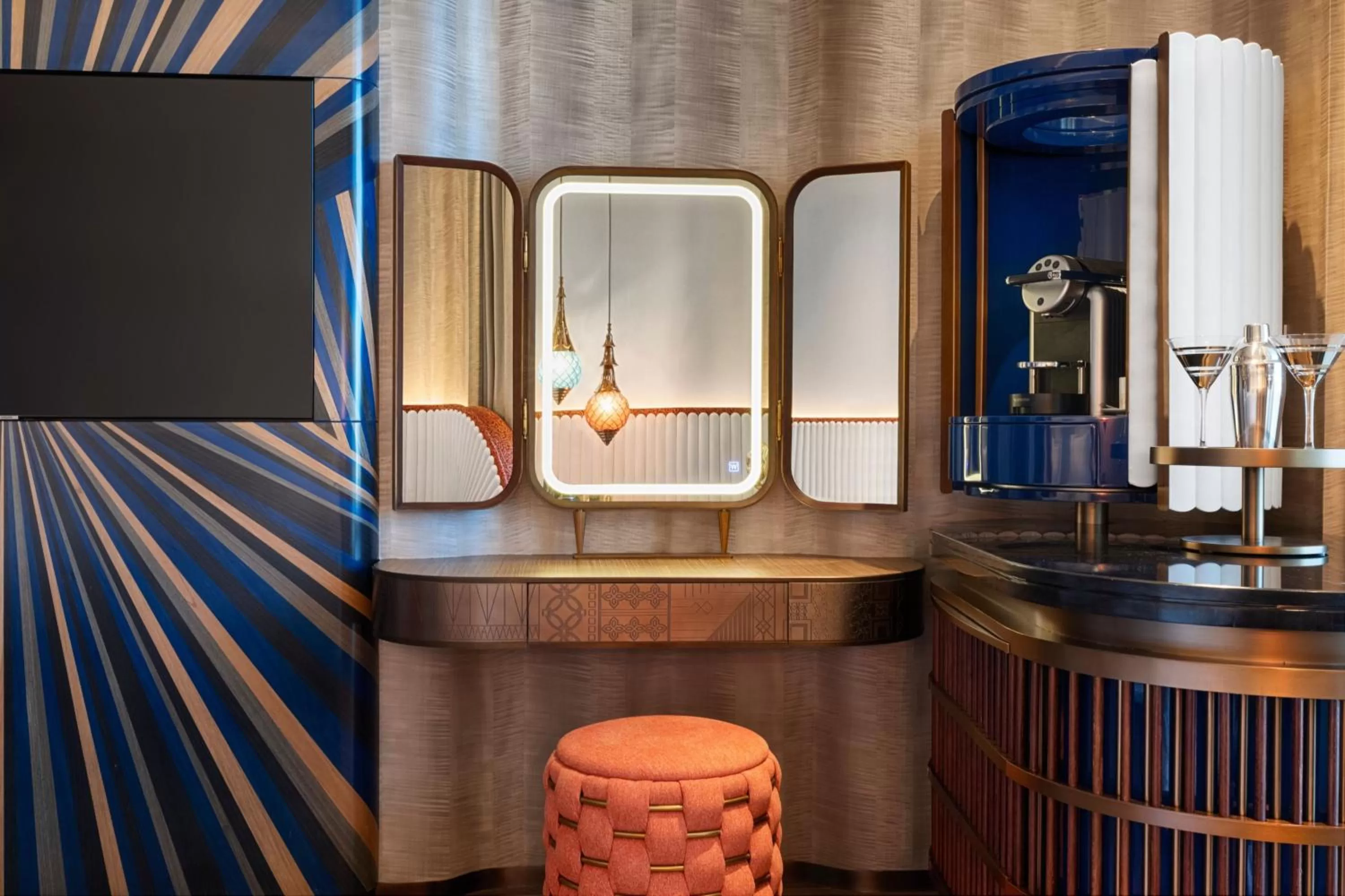 Lounge or bar in W Dubai - Mina Seyahi