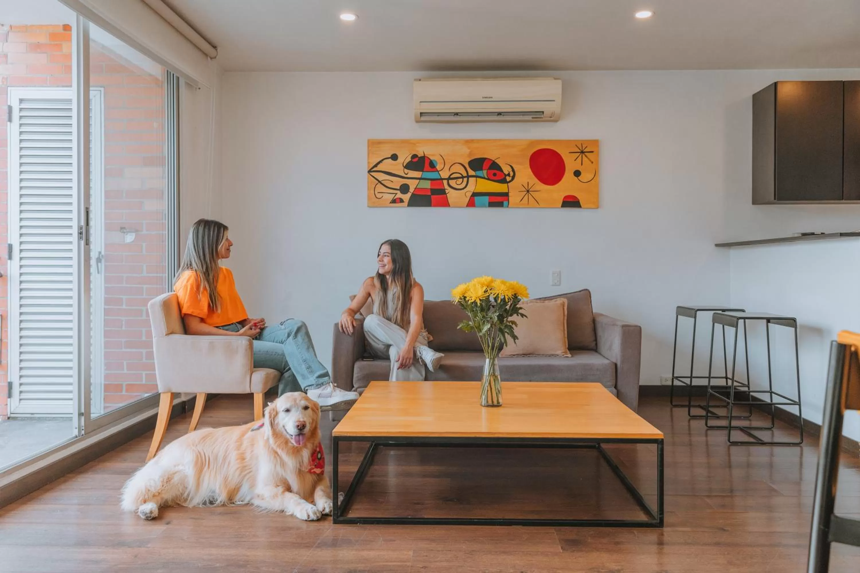 Living room in Travelers Orange Suites