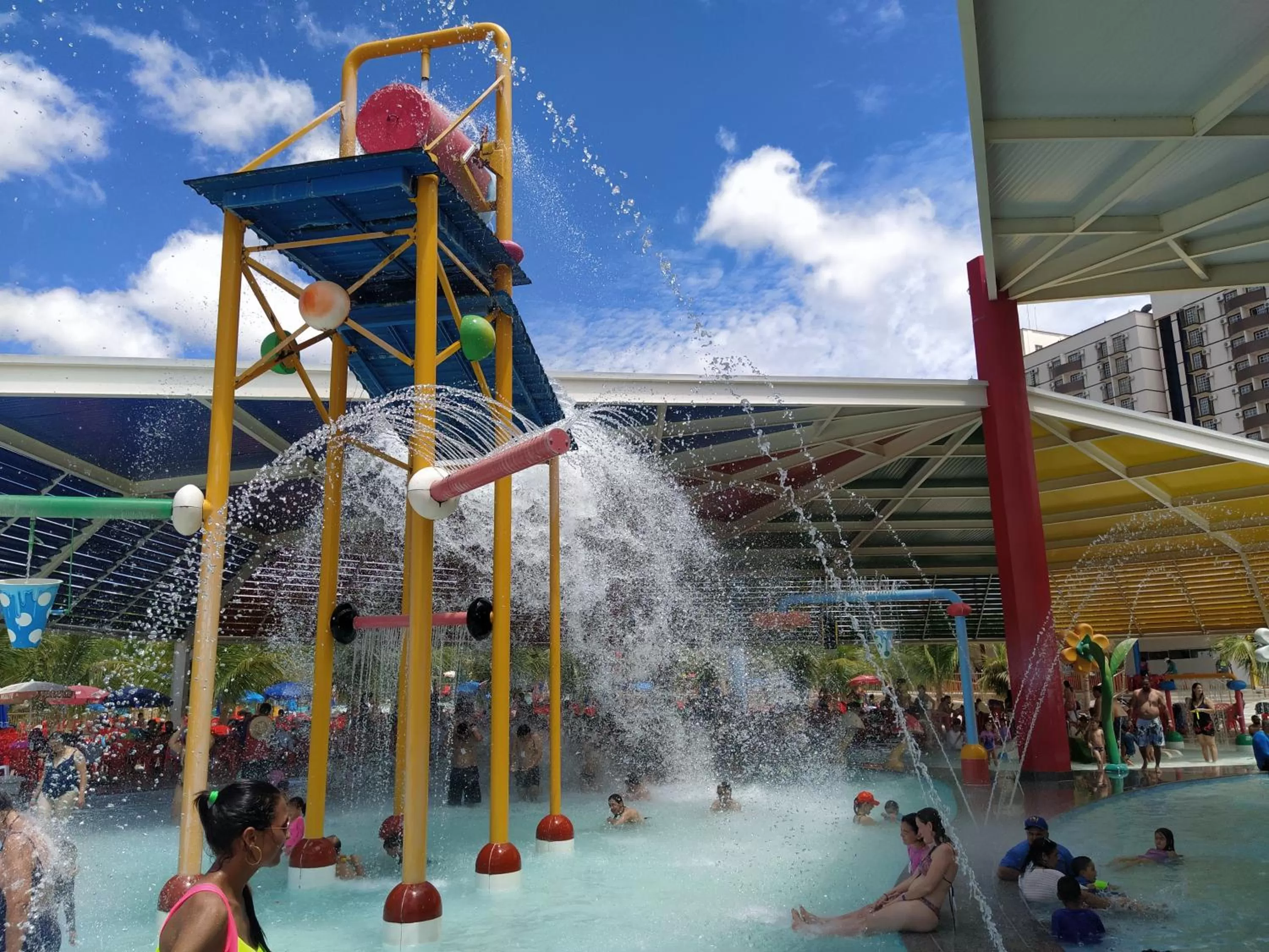 Spazzio Diroma Acqua e Splash Caldas novas, GRATIS PARK