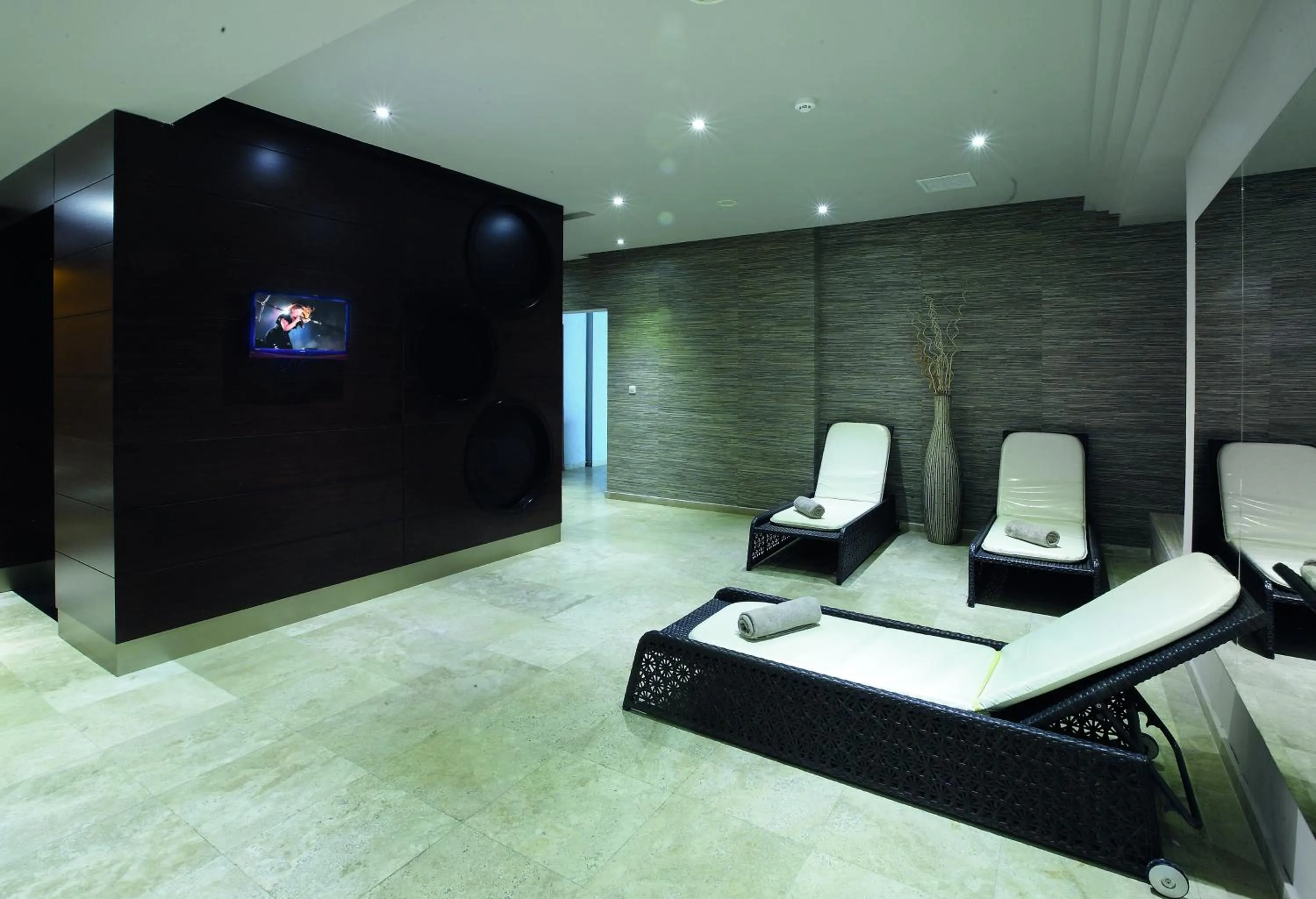 Sauna in Cettia Beach Resort