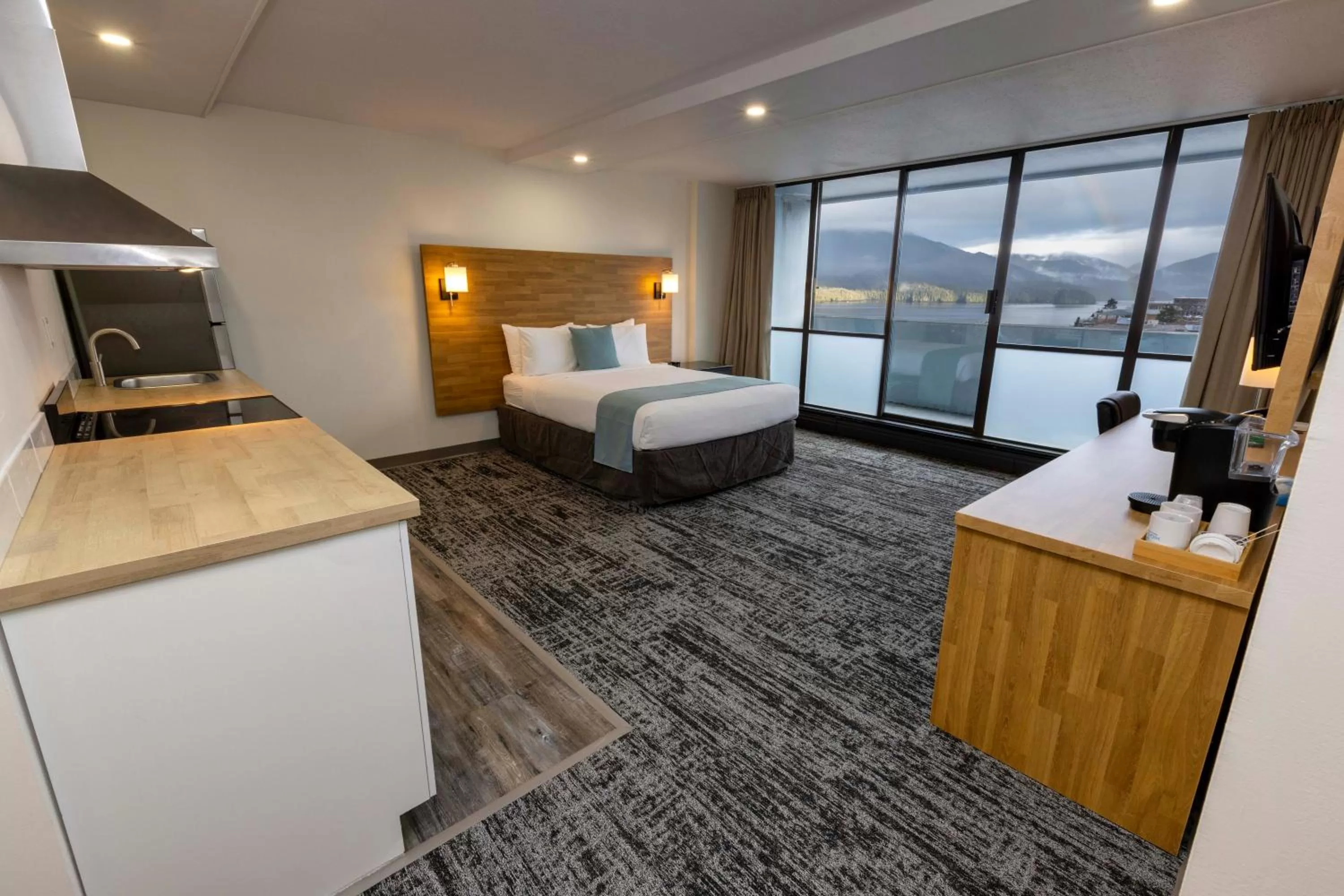 Bed in Highliner Hotel