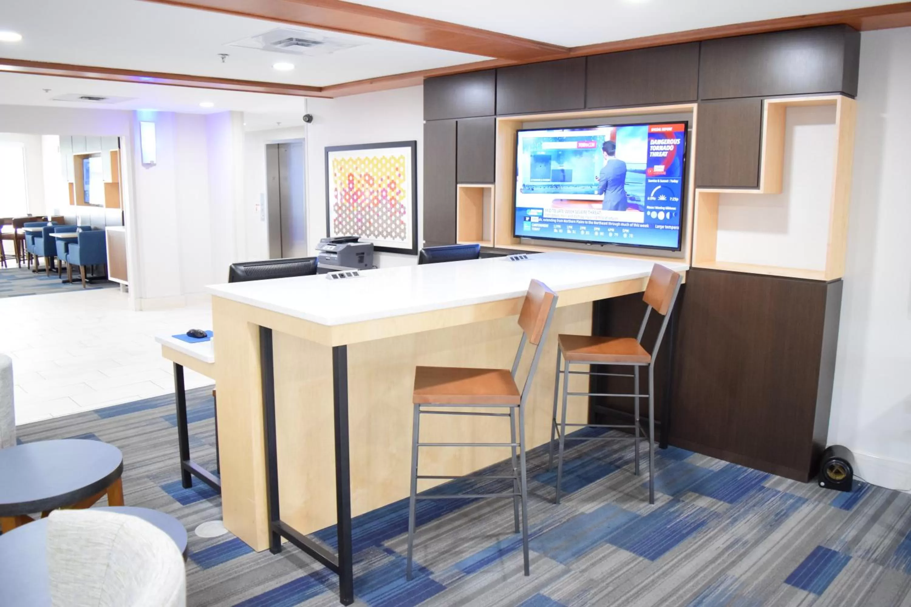 Lobby or reception in Holiday Inn Express & Suites Pensacola West I-10 by IHG