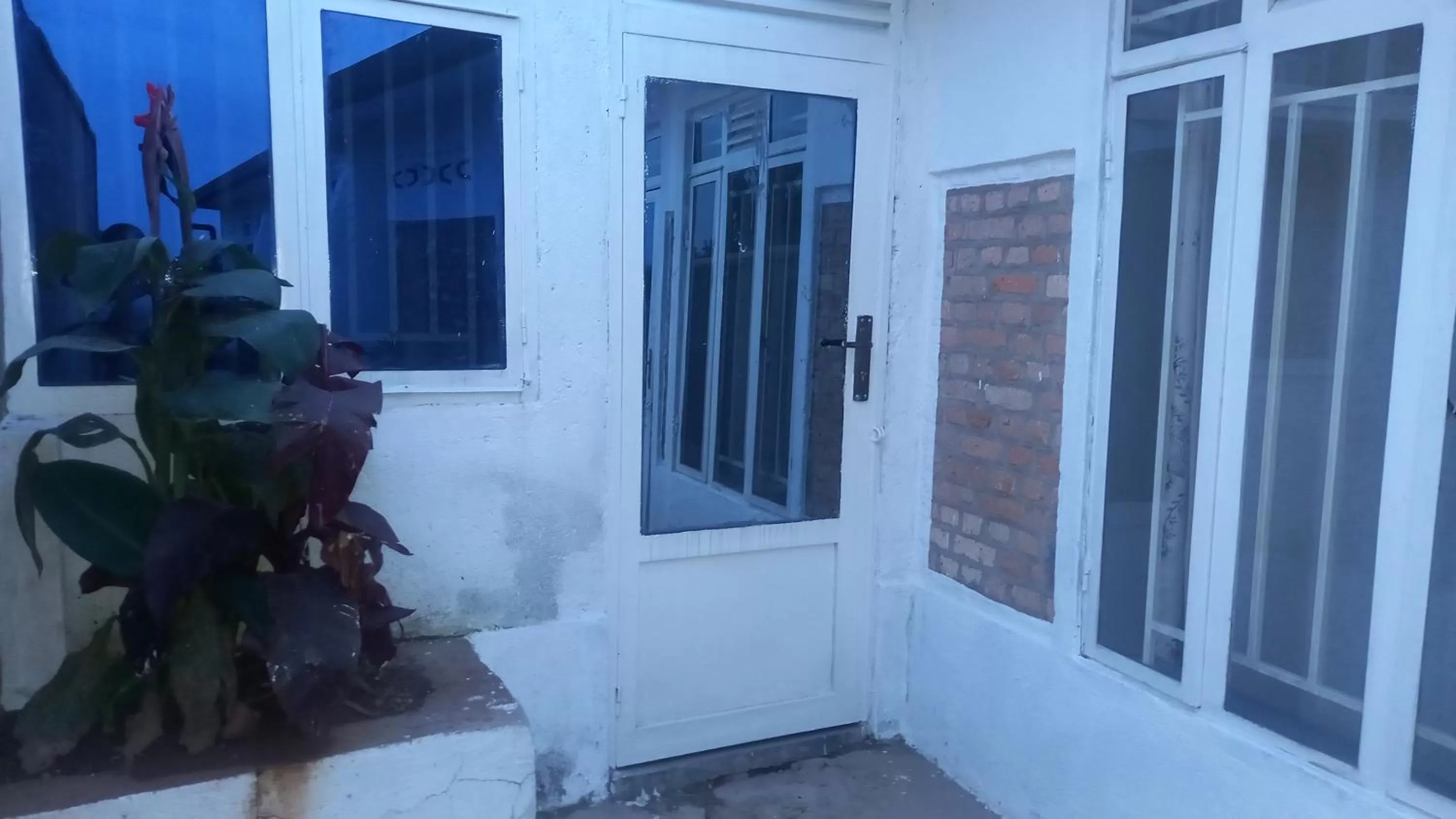 Tommy's Budget Rooms