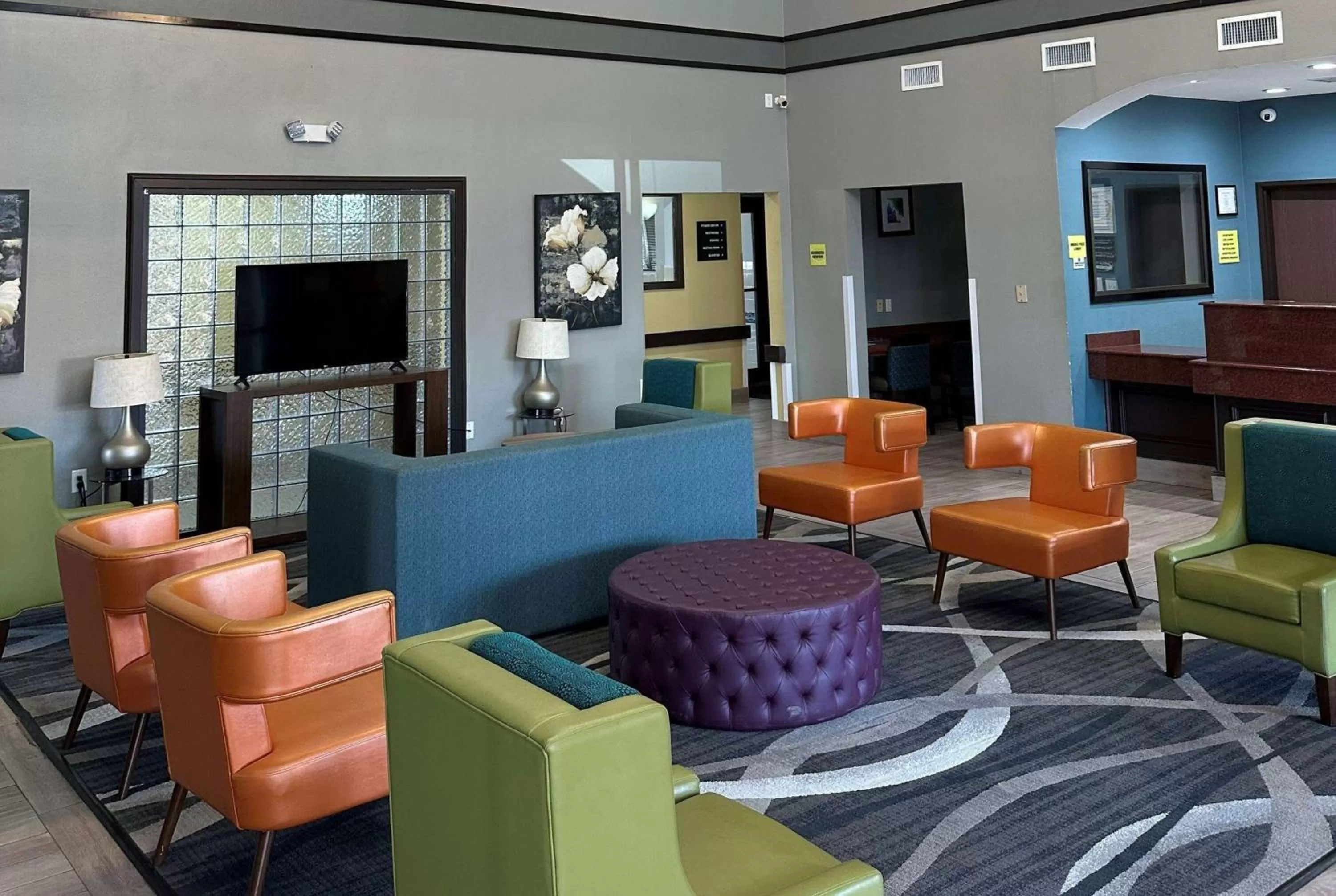 Lobby or reception in Super 8 by Wyndham Port Arthur/Nederland Area