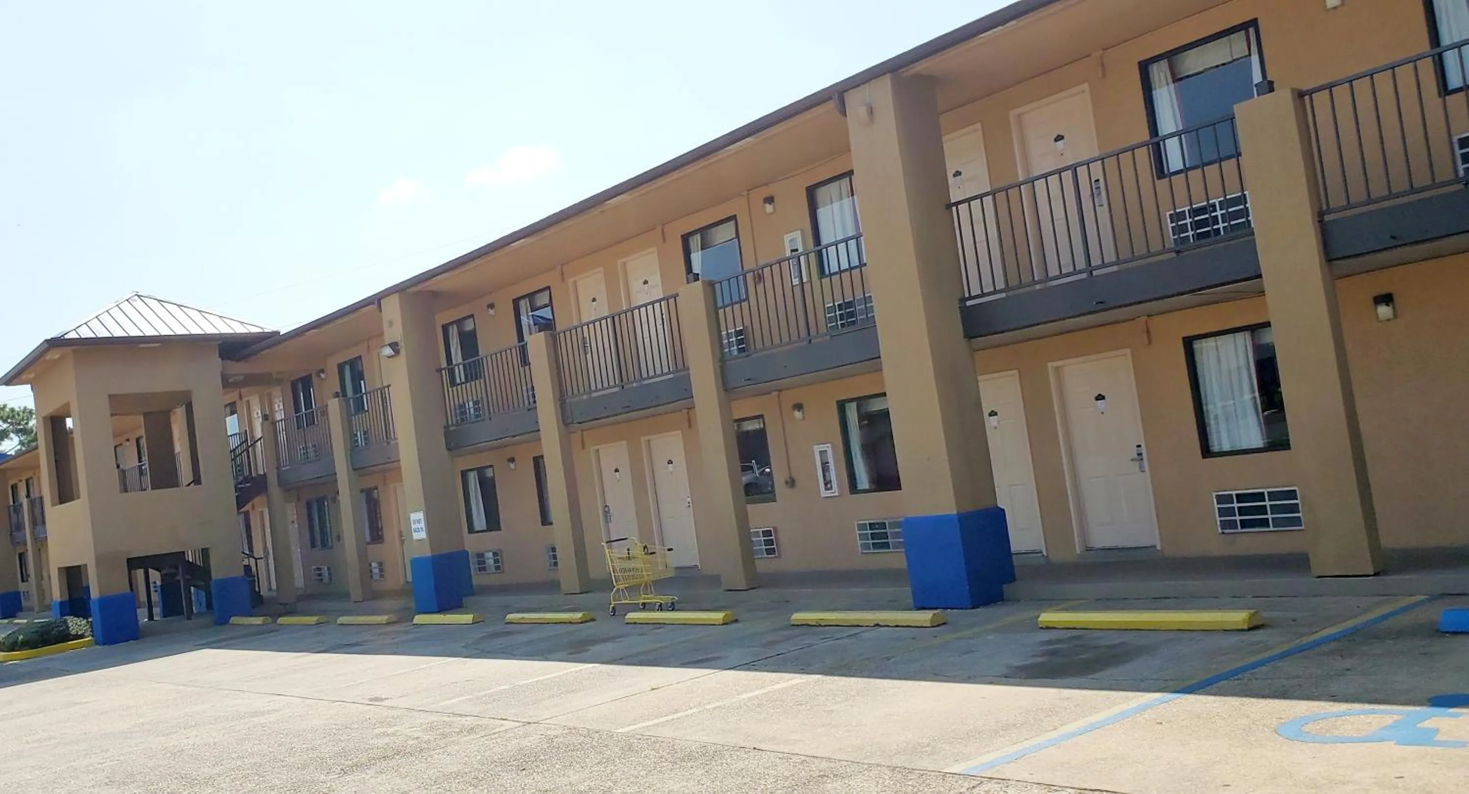 Property building in Sweet Dream Inn