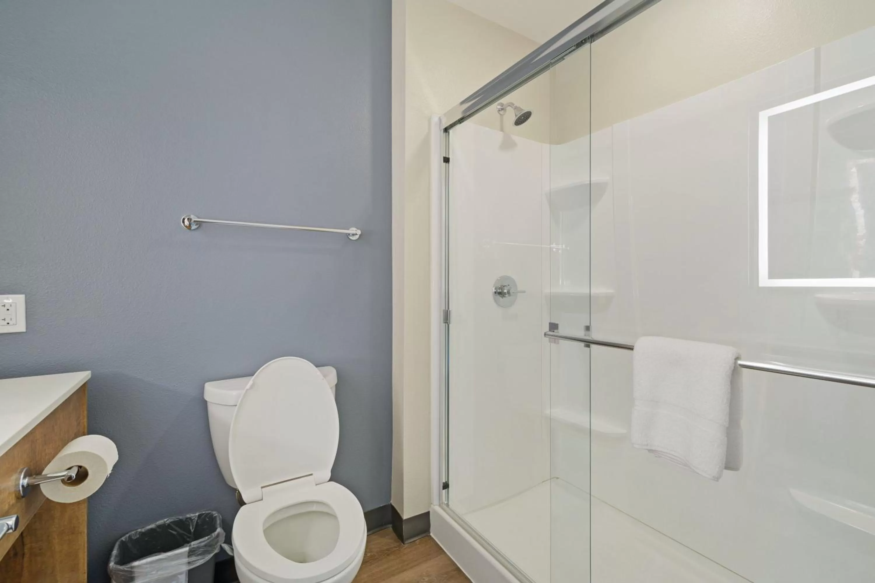 Bathroom in Extended Stay America Premier Suites - Austin - Austin Airport