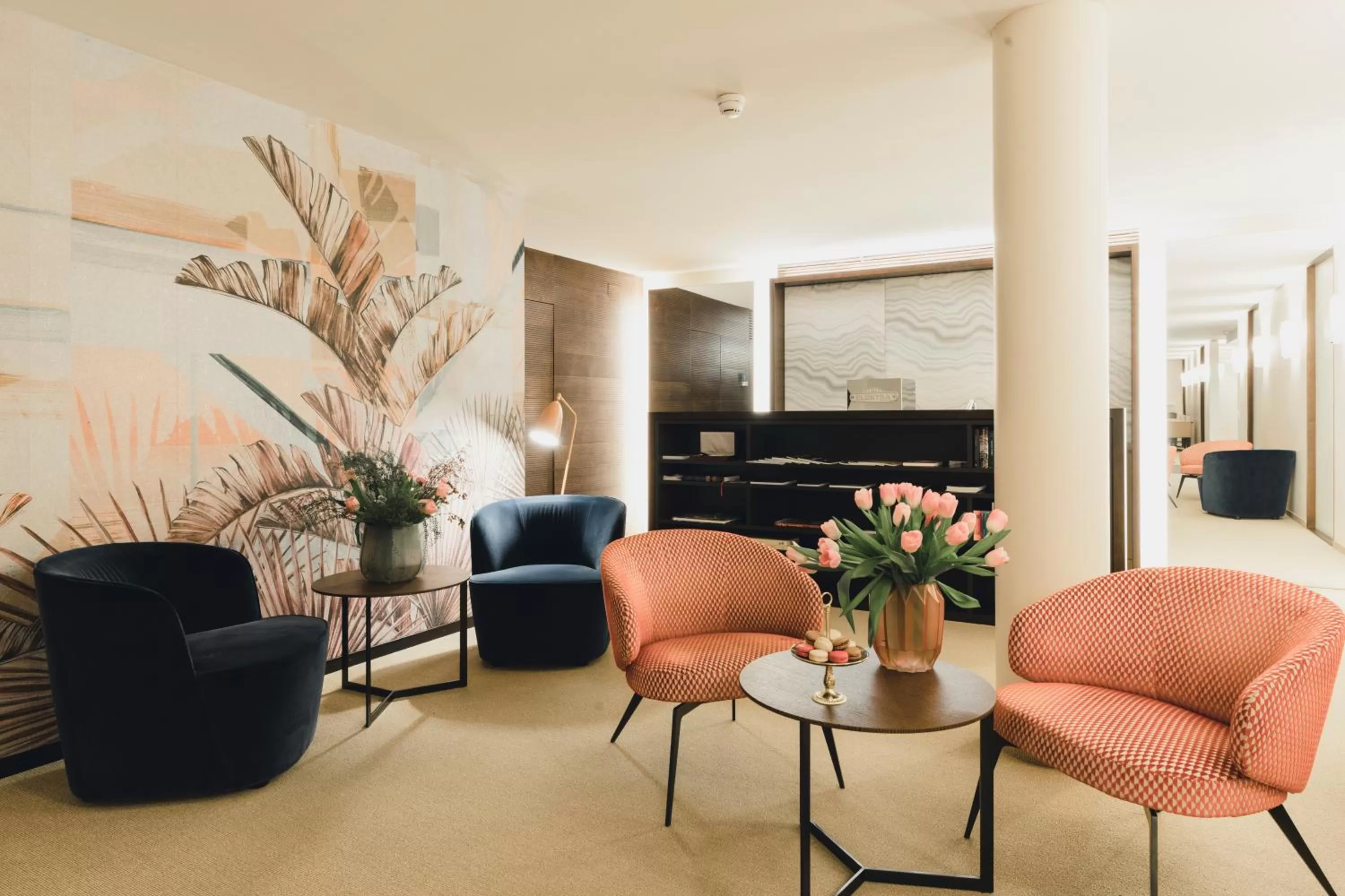 Library in Residence Hotel