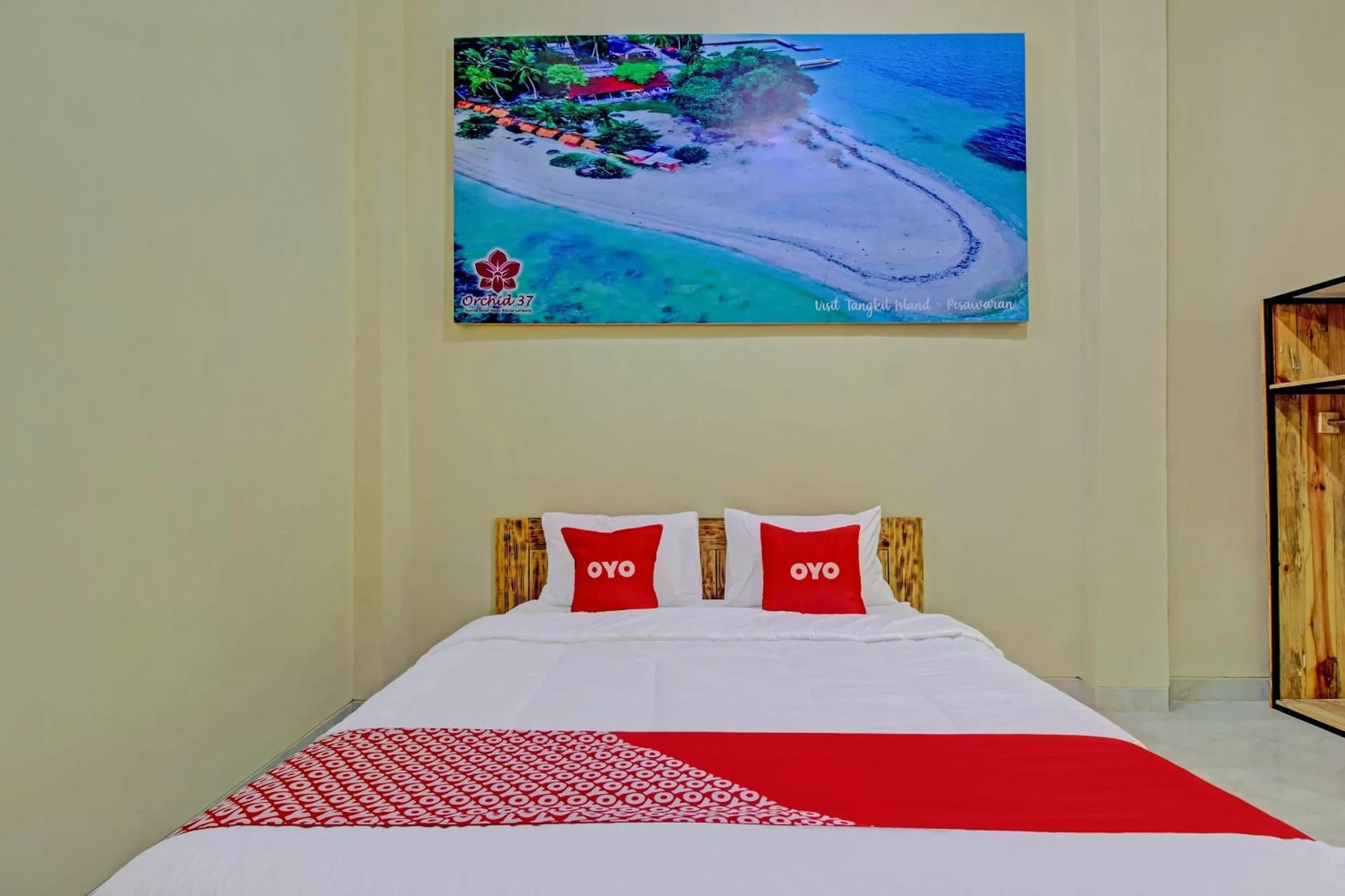 Bedroom, Bed in OYO 3774 Orchid 37 Syariah Guest House