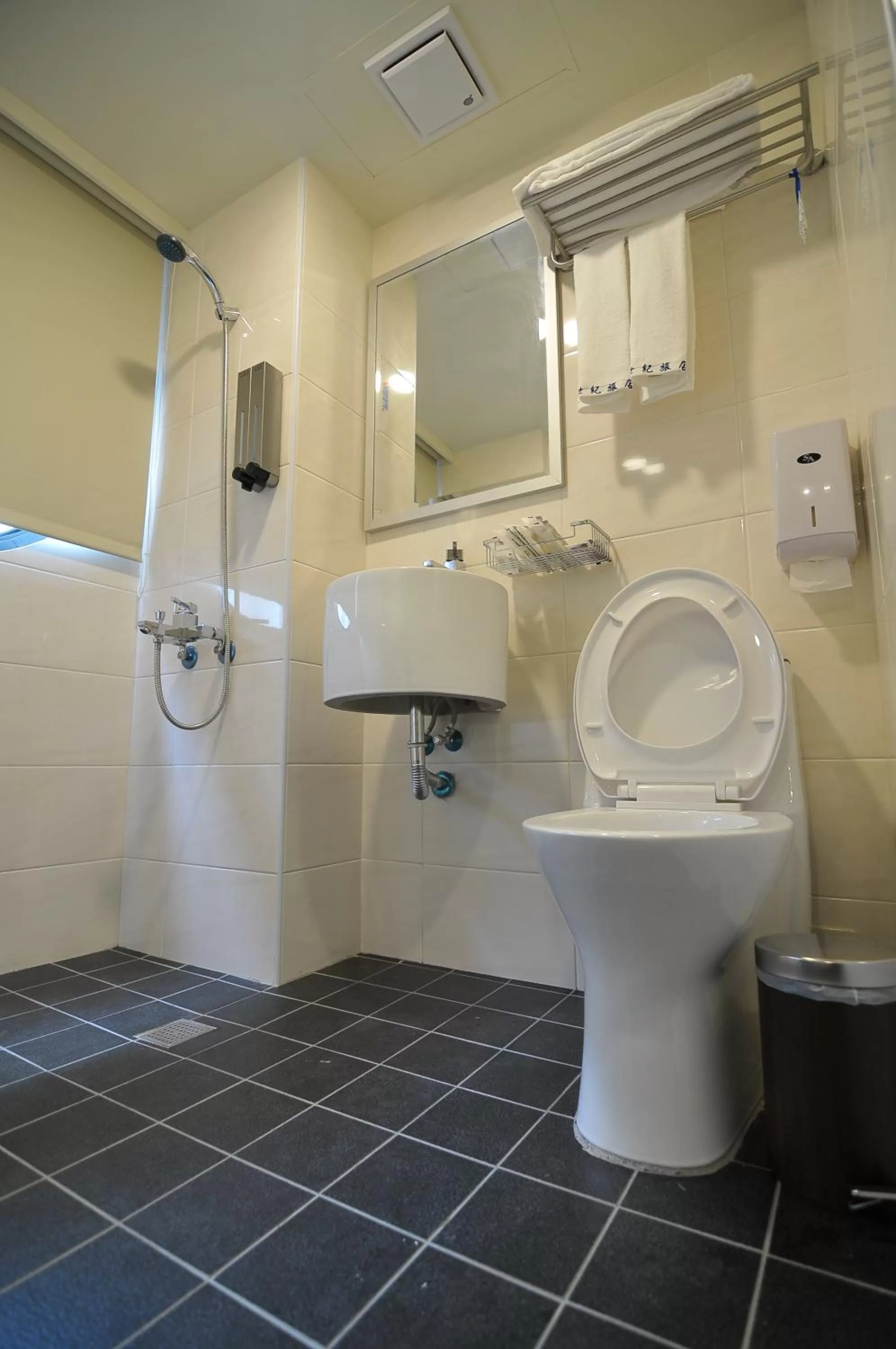 Shower in Century Hotel