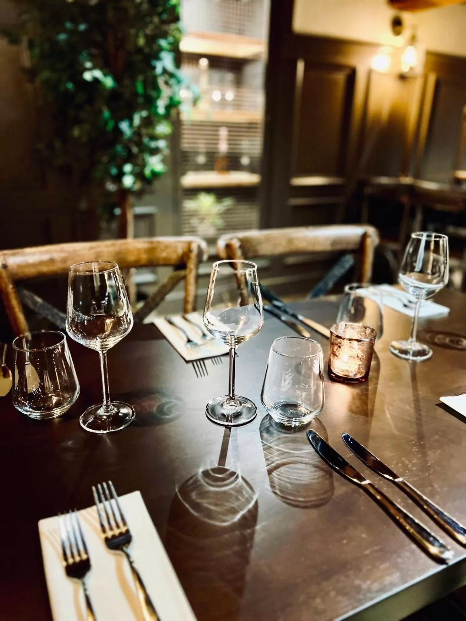 Restaurant/Places to Eat in The Old Mill