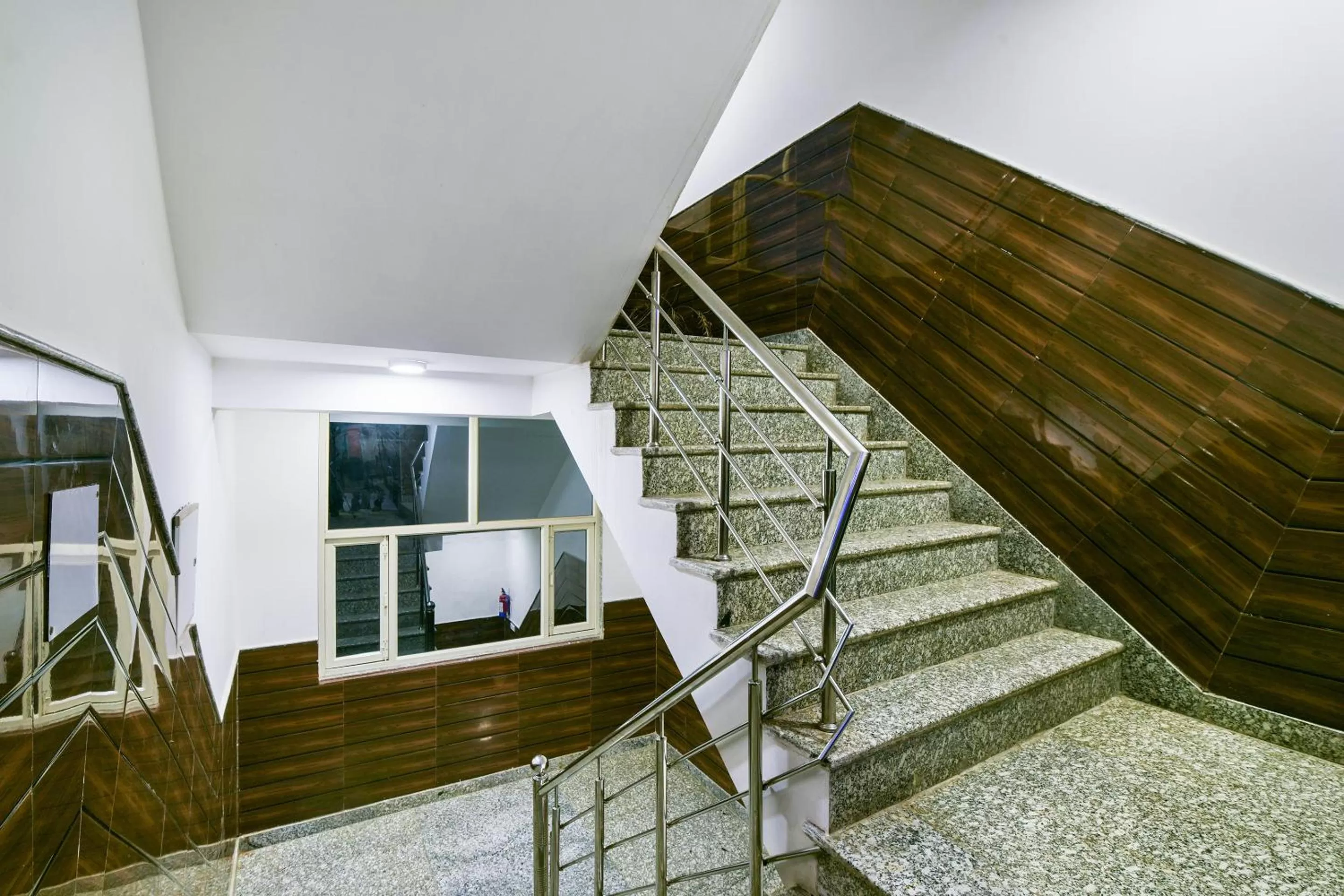 Property building in Hotel Pearl - Mahipalpur Delhi Airport