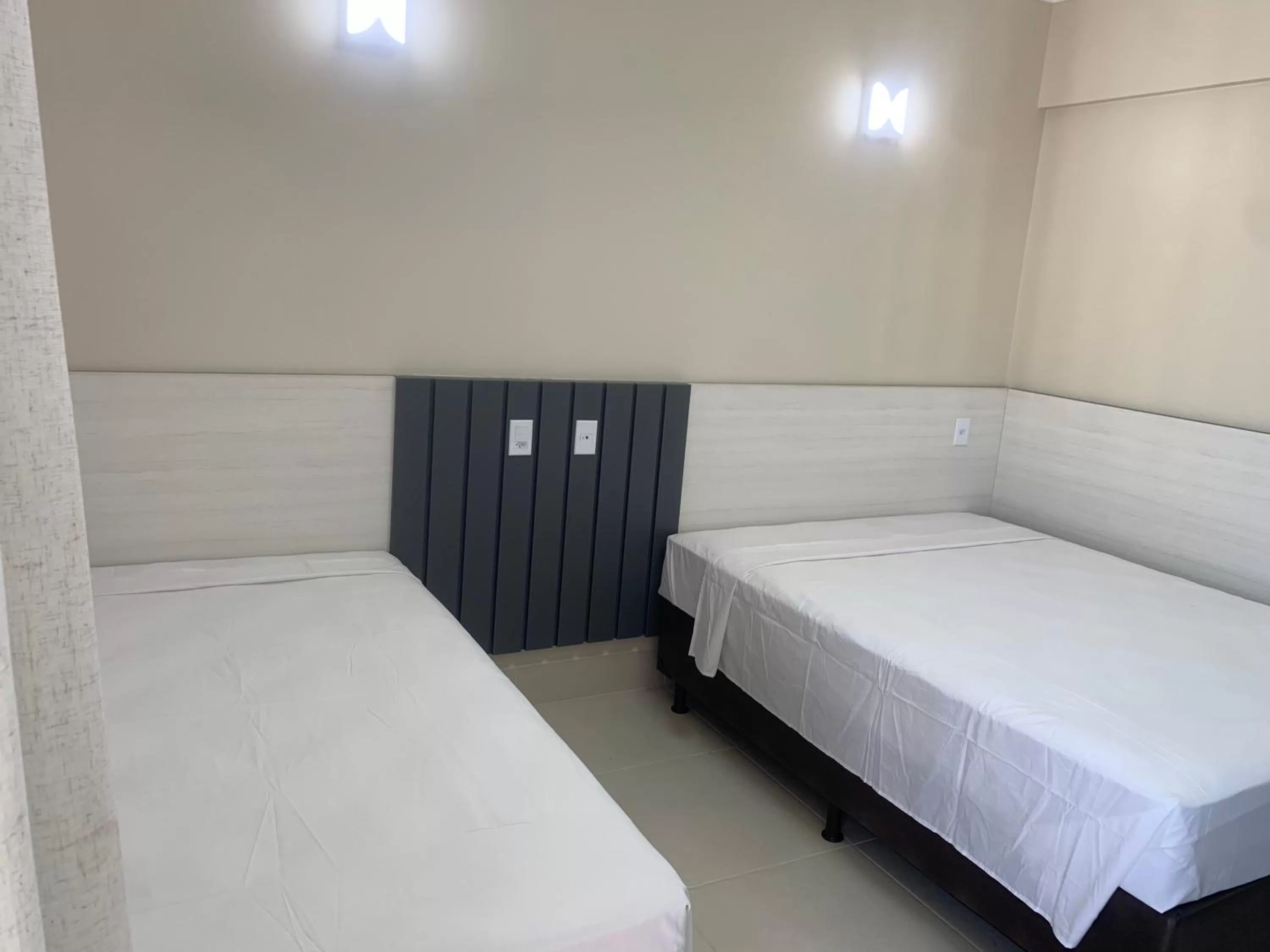 Bed in SPAZZIO DI ROMA INCLUSO ACQUA PARK SPLASH