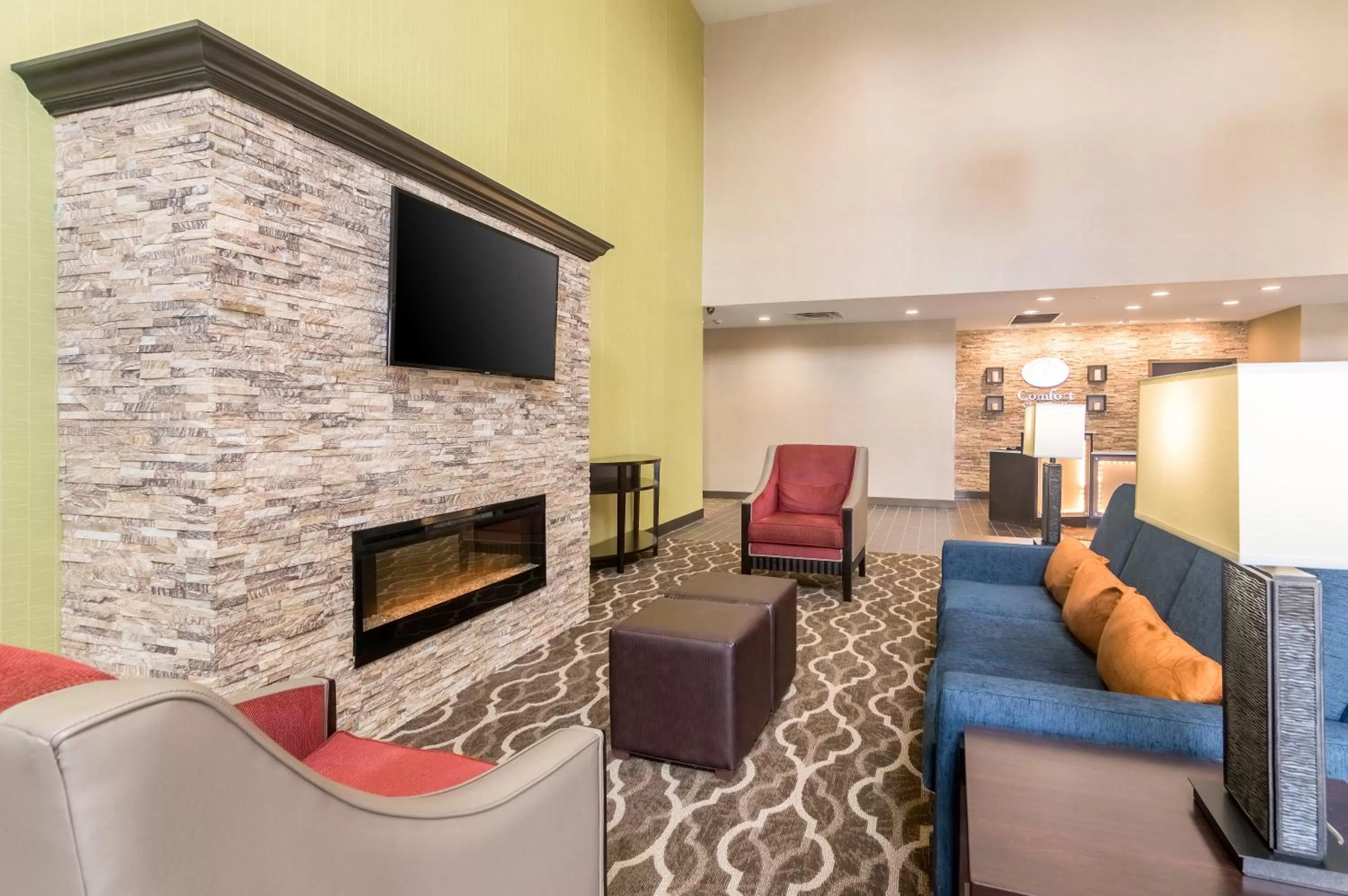 Lobby or reception in Comfort Suites Meridian and I-40