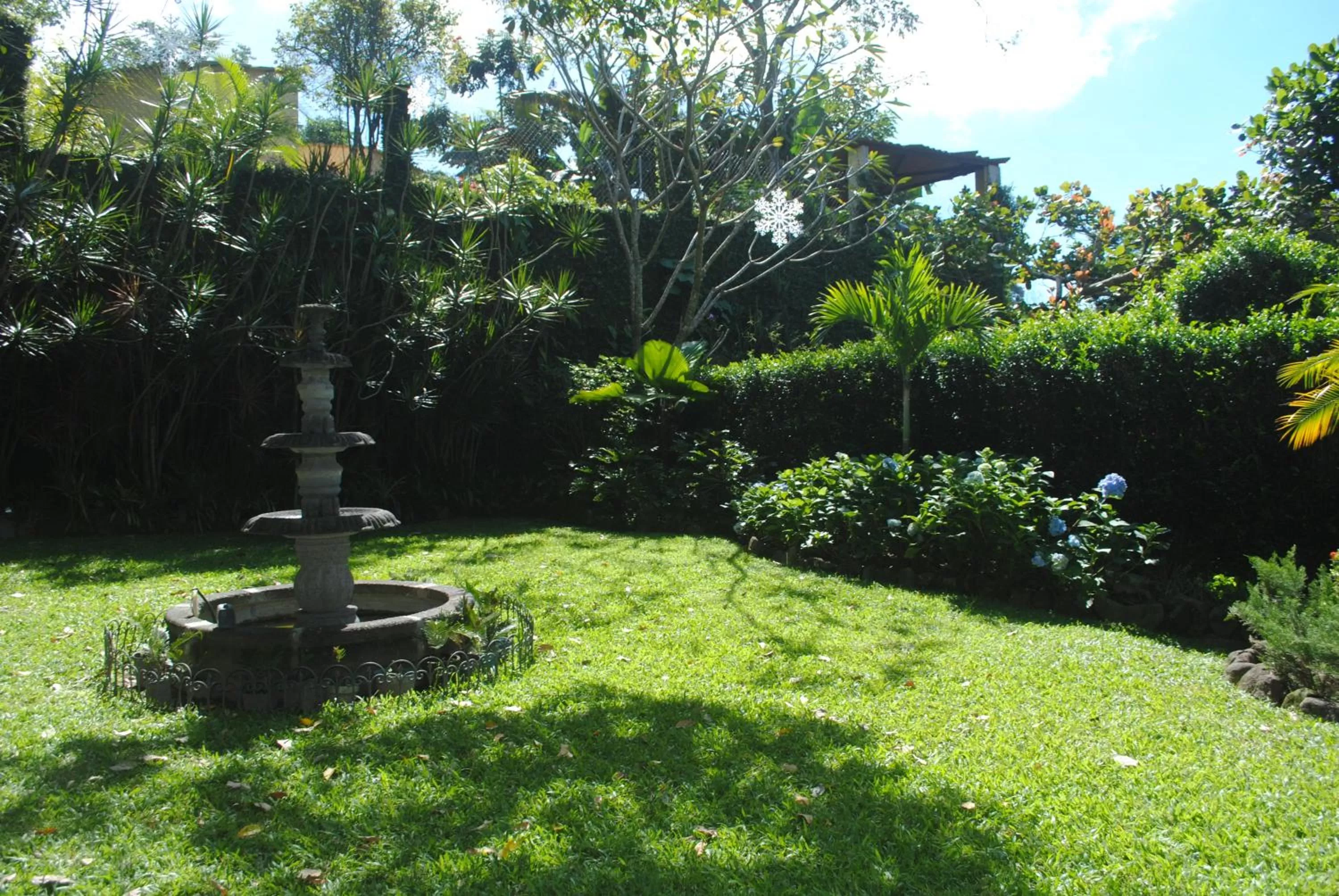 Garden in Apart Hotel Valle Verde