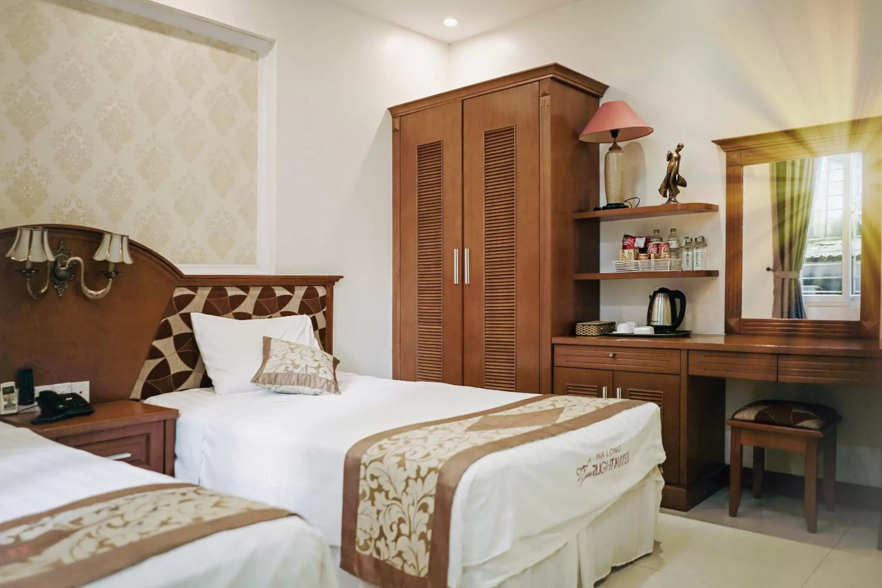 Standard Twin Room in Hạ Long Starlight Hotel Standard Twin Room in Hạ Long Starlight Hotel