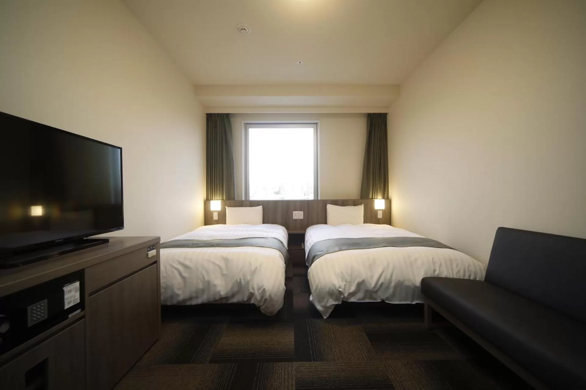 Bedroom, Bed in Dormy Inn Korakuen