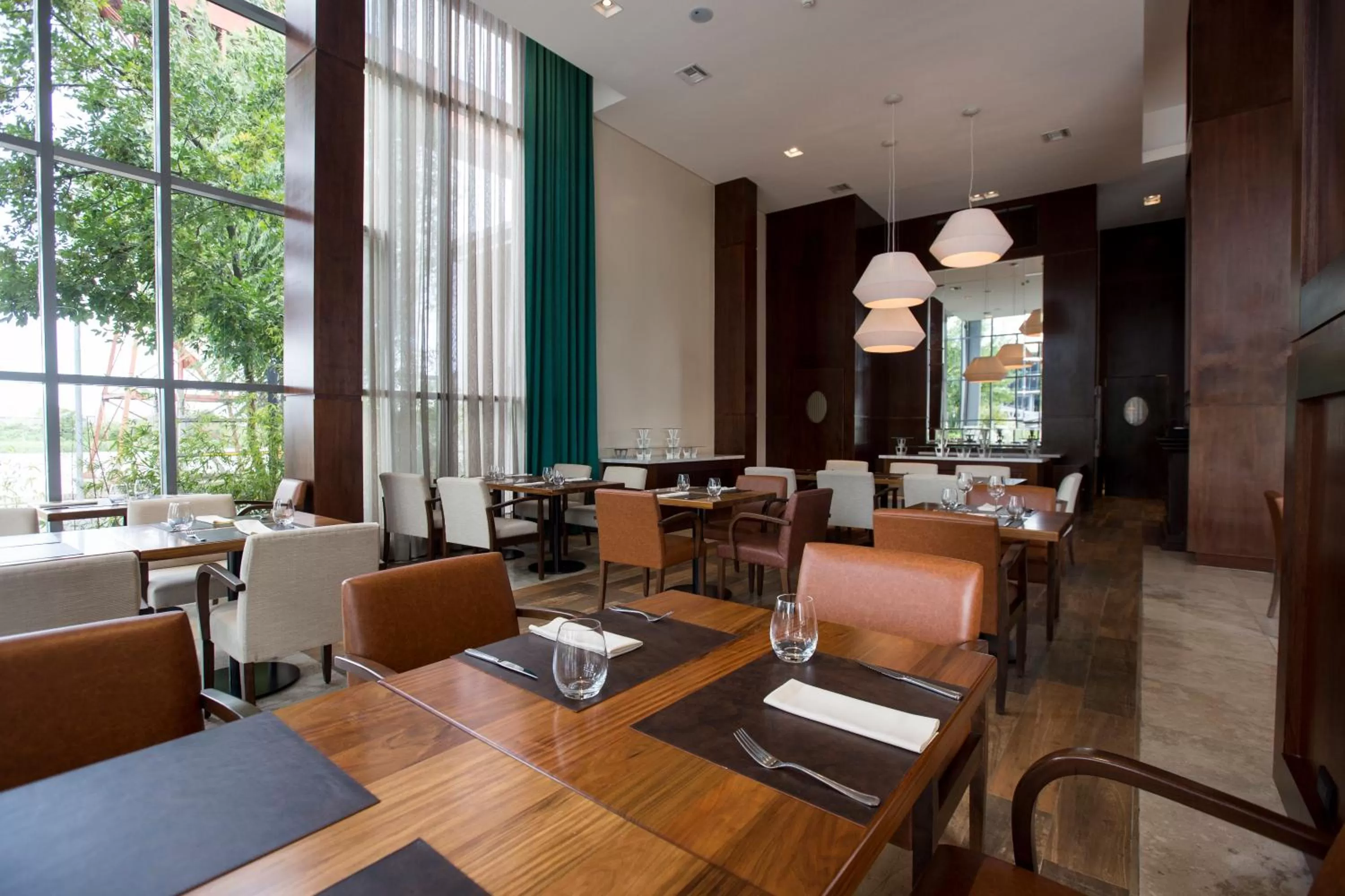 Restaurant/places to eat in Los Silos Hotel