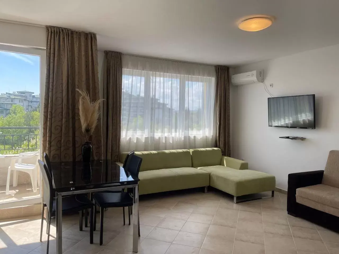 Deluxe Family Room in Ravda Family Resort. Park&Sea Deluxe Family Room in Ravda Family Resort. Park&Sea